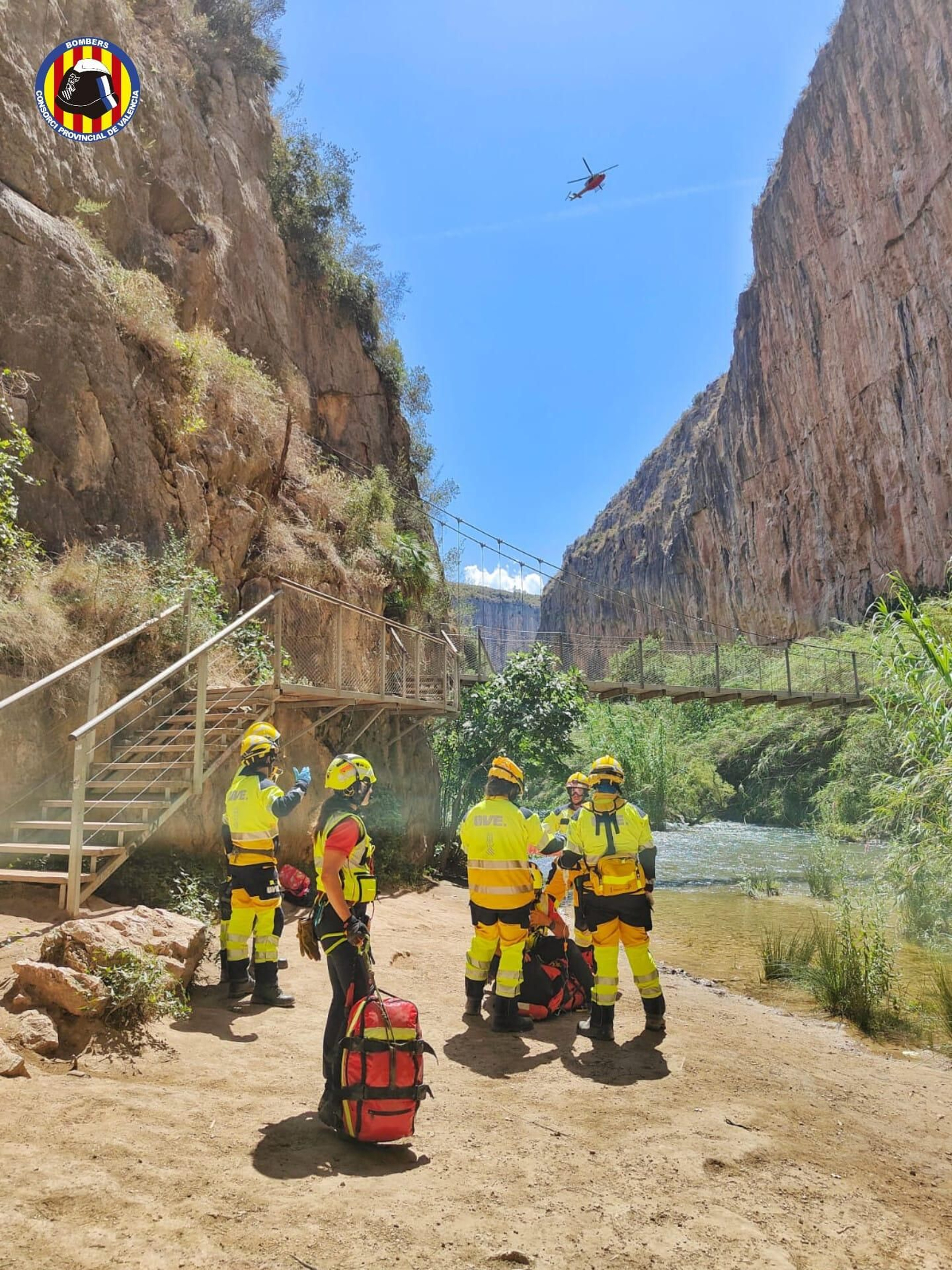 Un dispositiu dels bombers s'ha traslladat fins al lloc dels fets