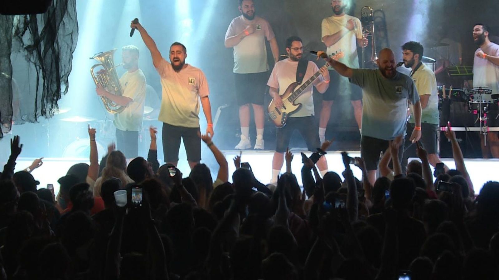 La Fúmiga i Zoo representen l'èxit de la música en valencià més enllà del nostre domini lingüístic