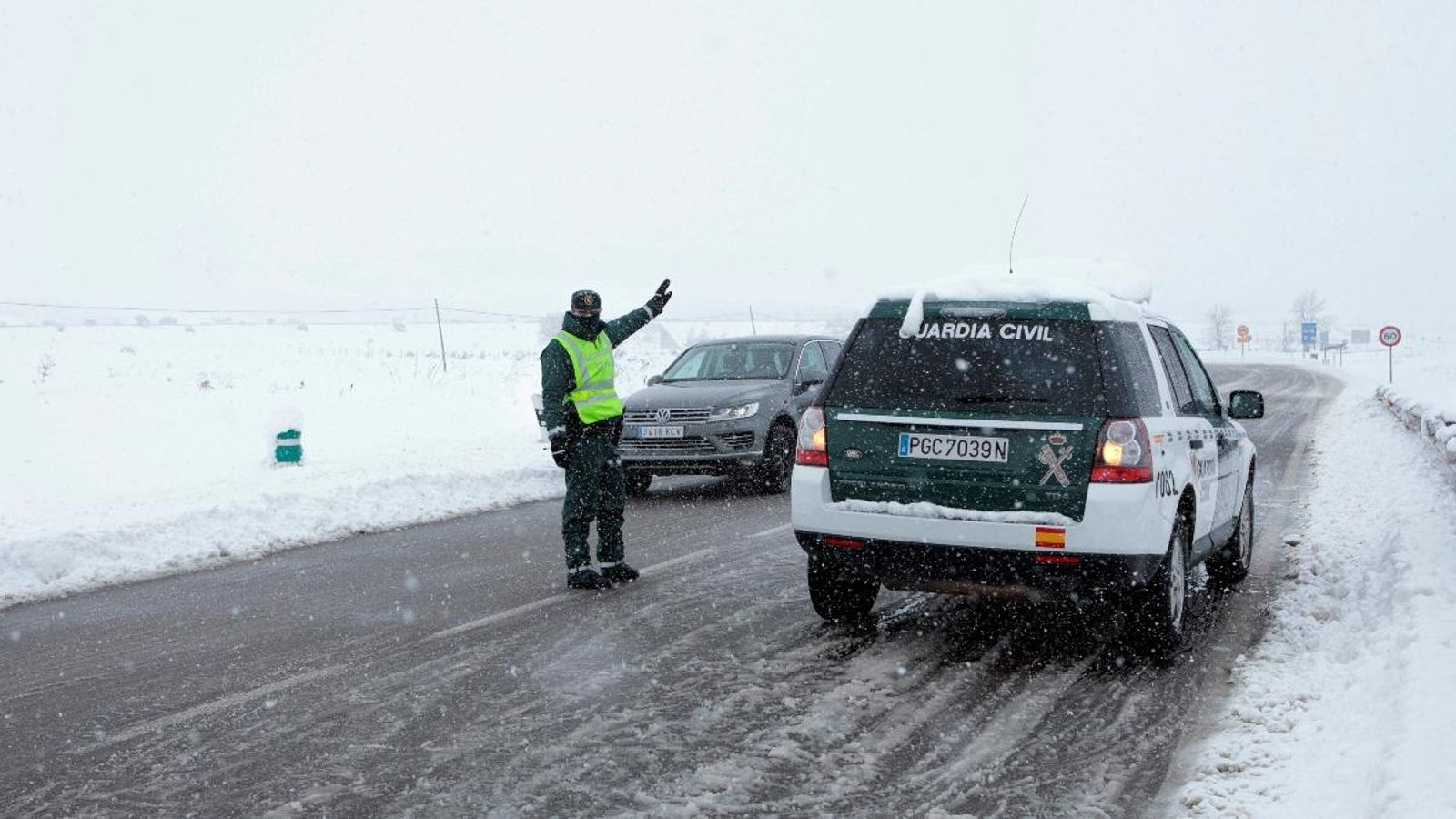 El temporal de neu ha obligat a tancar nombroses carreteres del territori espanyol