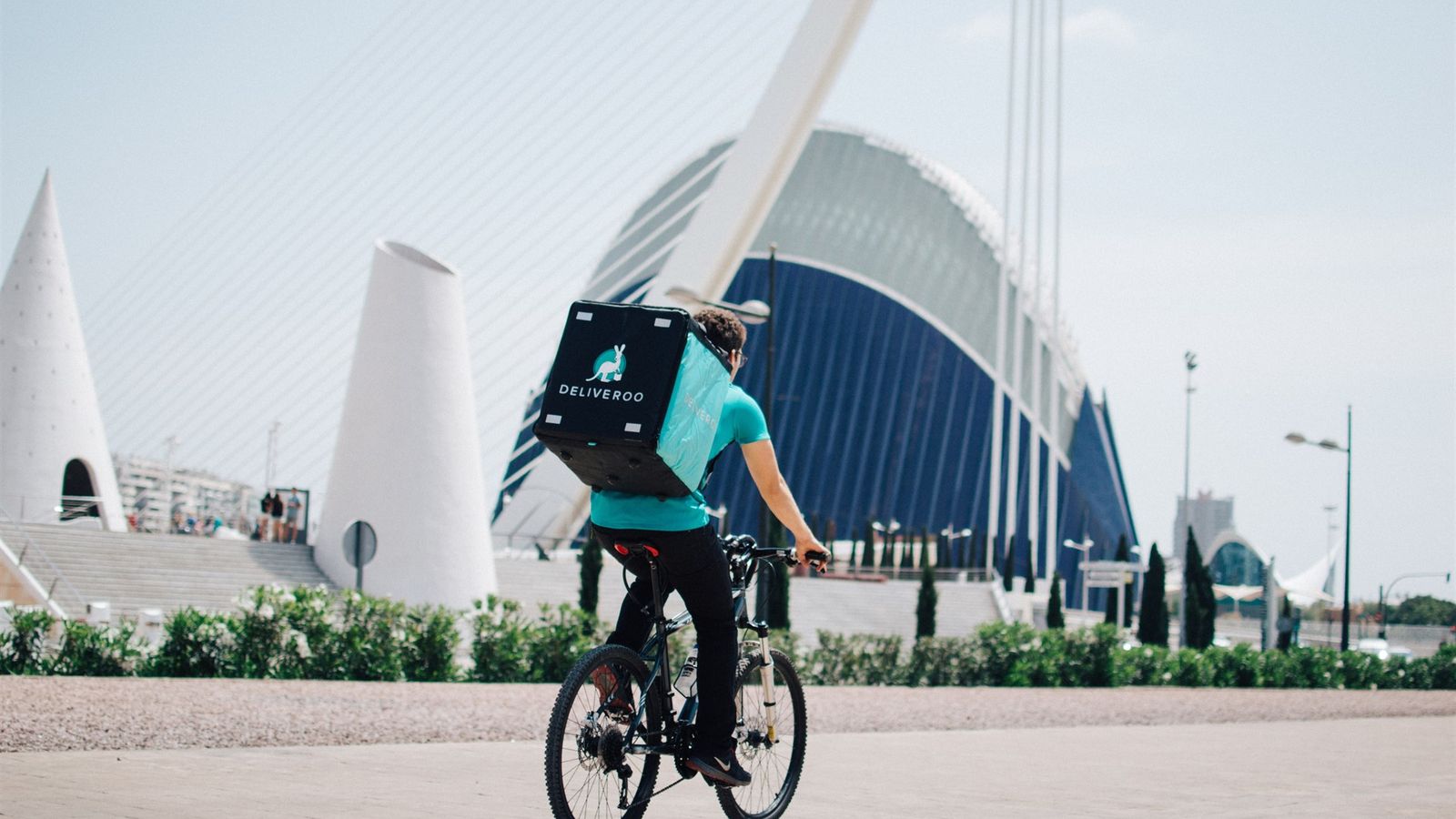 Repartidor de Deliveroo a València