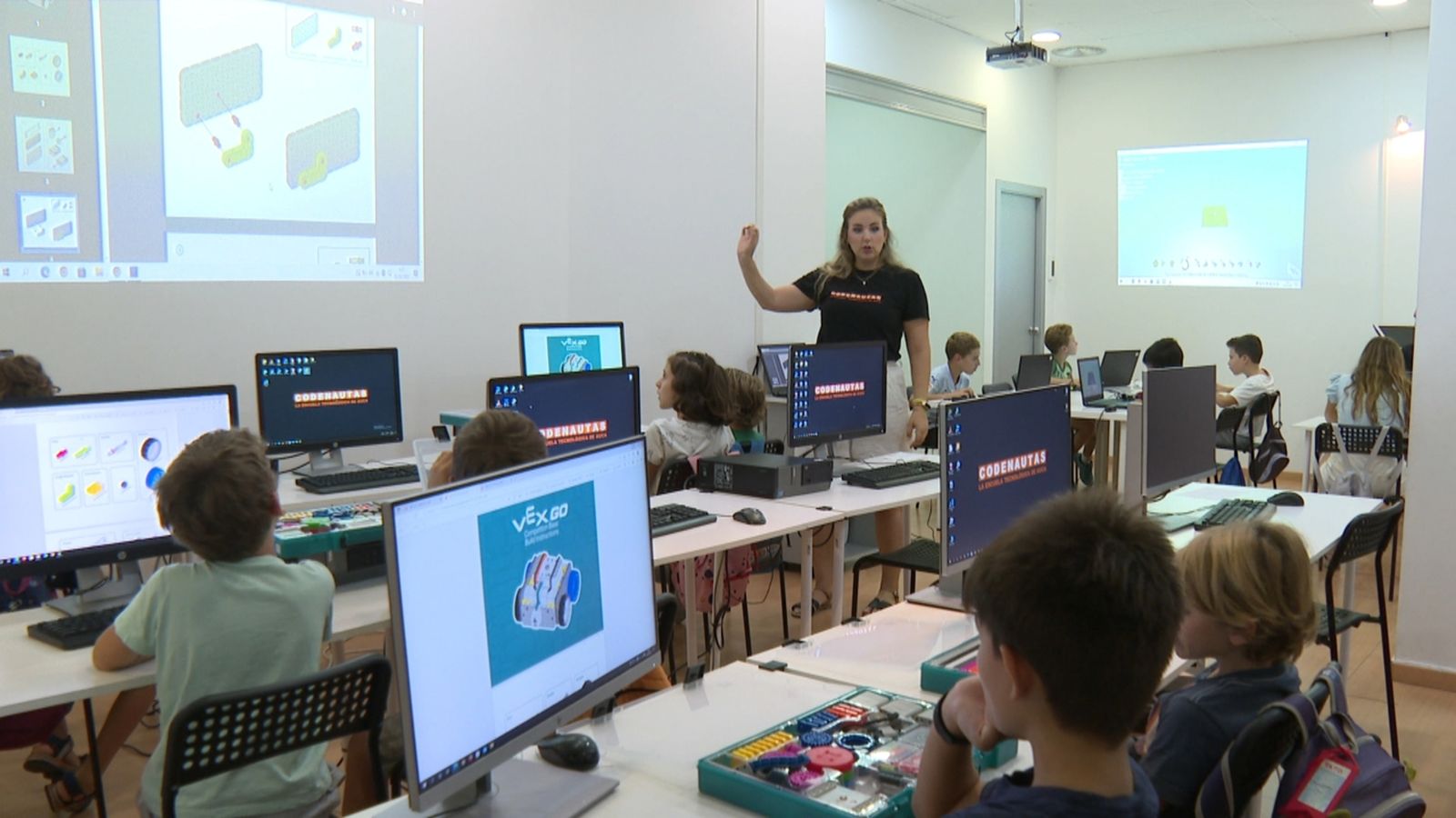 Falta una setmana per a l'inici del curs escolar i alguns pares i mares han de fer malabars per a conciliar