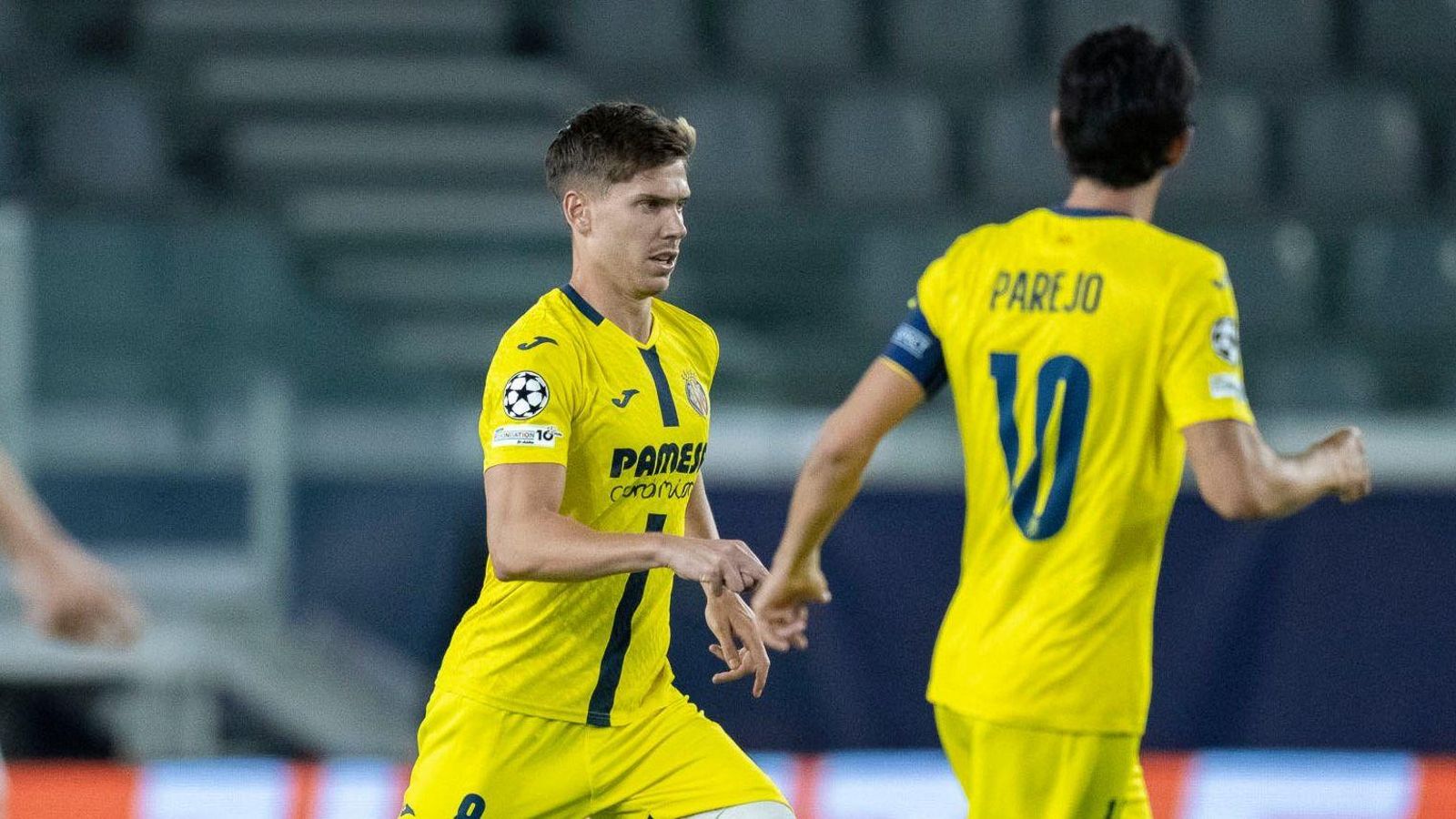 Foyth i Parejo durant l'últim partit a casa del Pafos