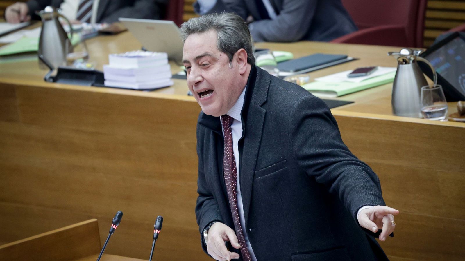 El síndic a les Corts, José María Llanos, en una sessió a les Corts