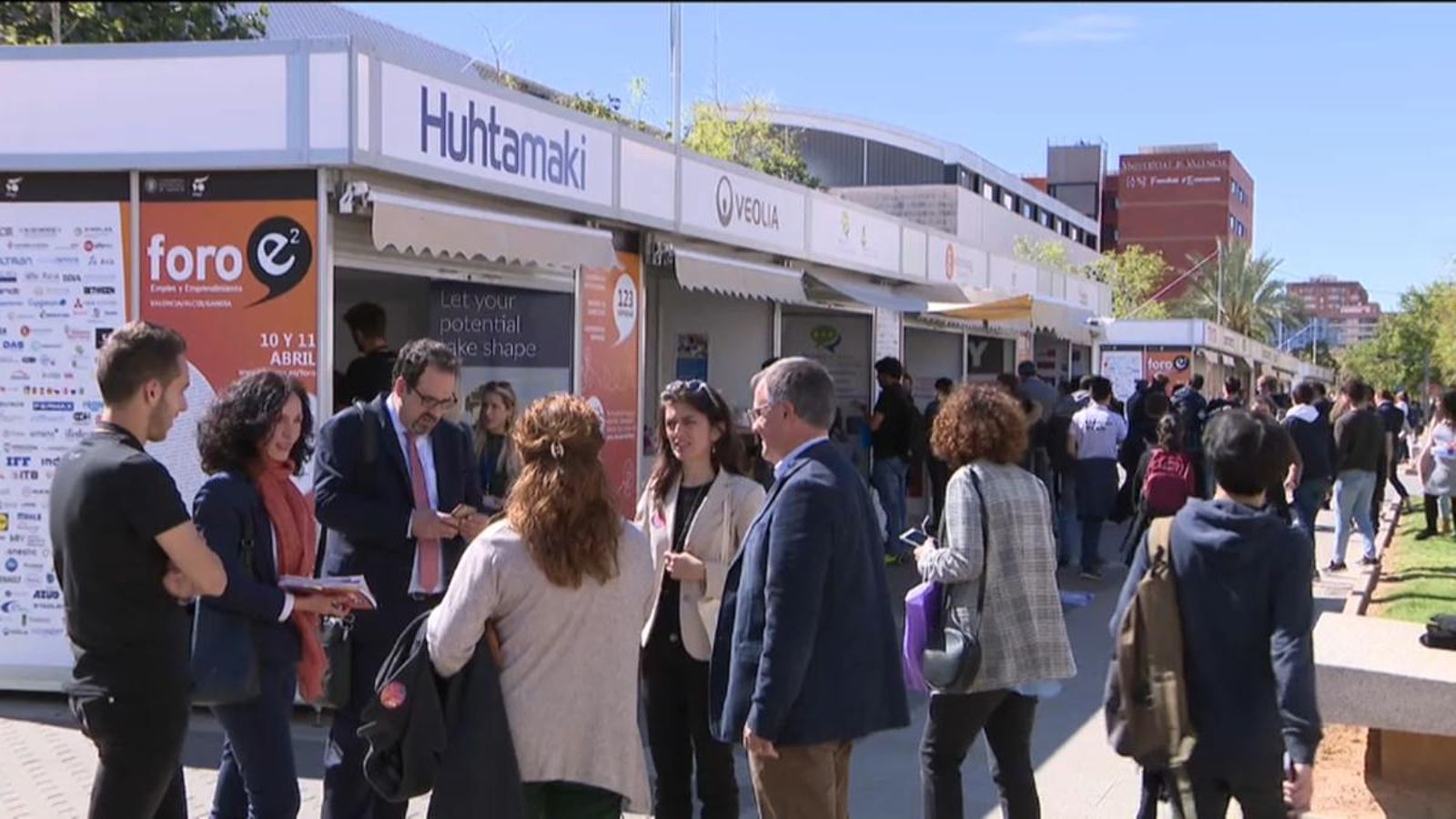 Baixa la contractació fixa a menors de 25 anys per primera vegada des de 2013