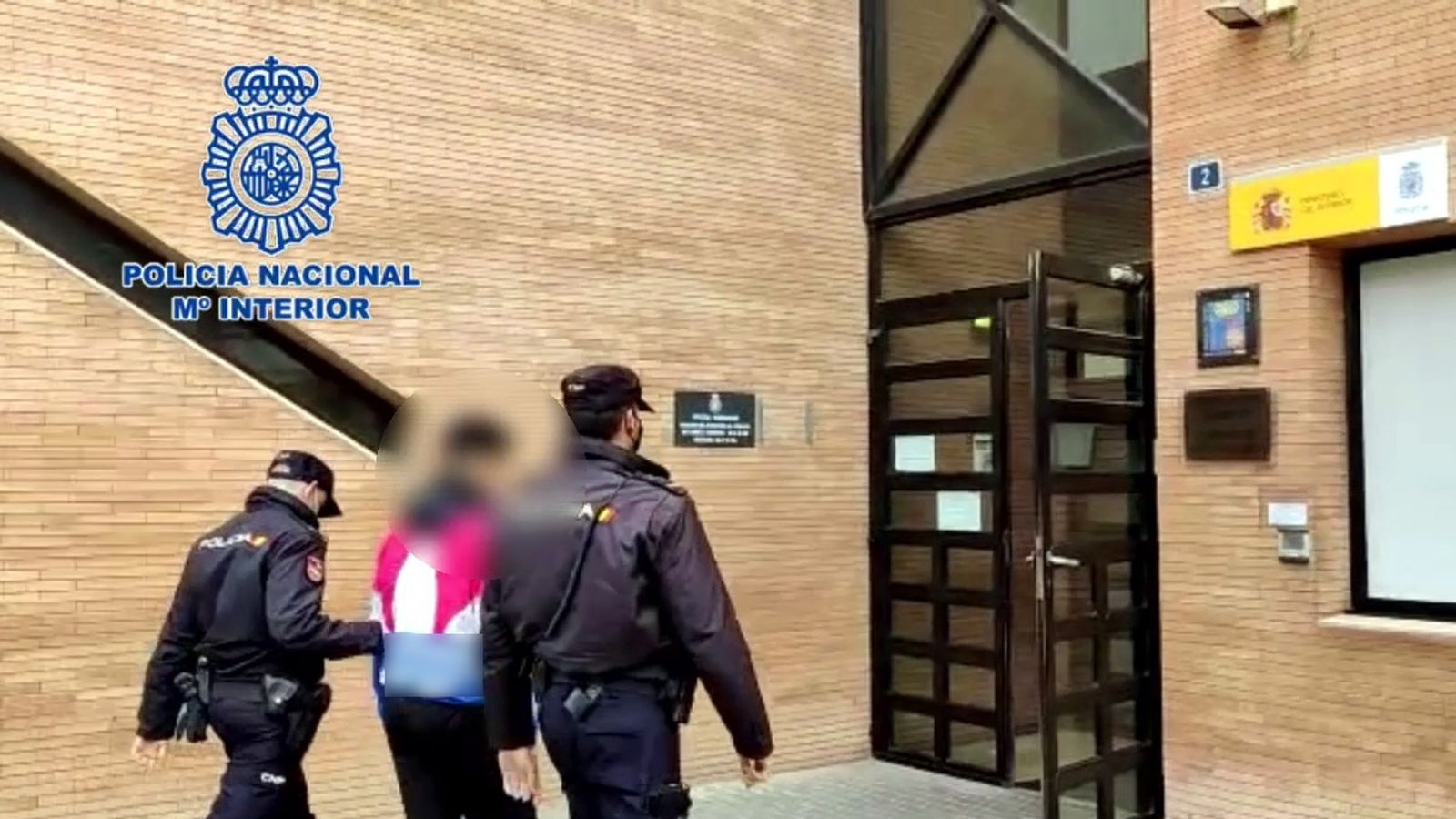 Moment de la detenció del jove