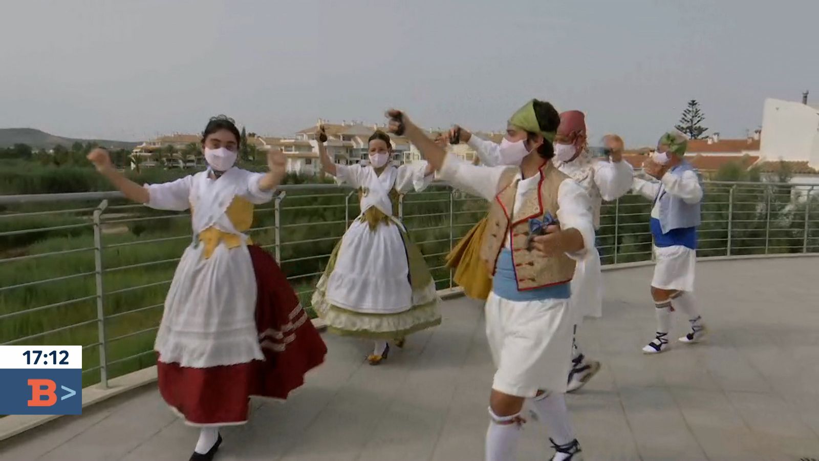 10.08.2021 | Ballem amb el grup de danses la Lliura