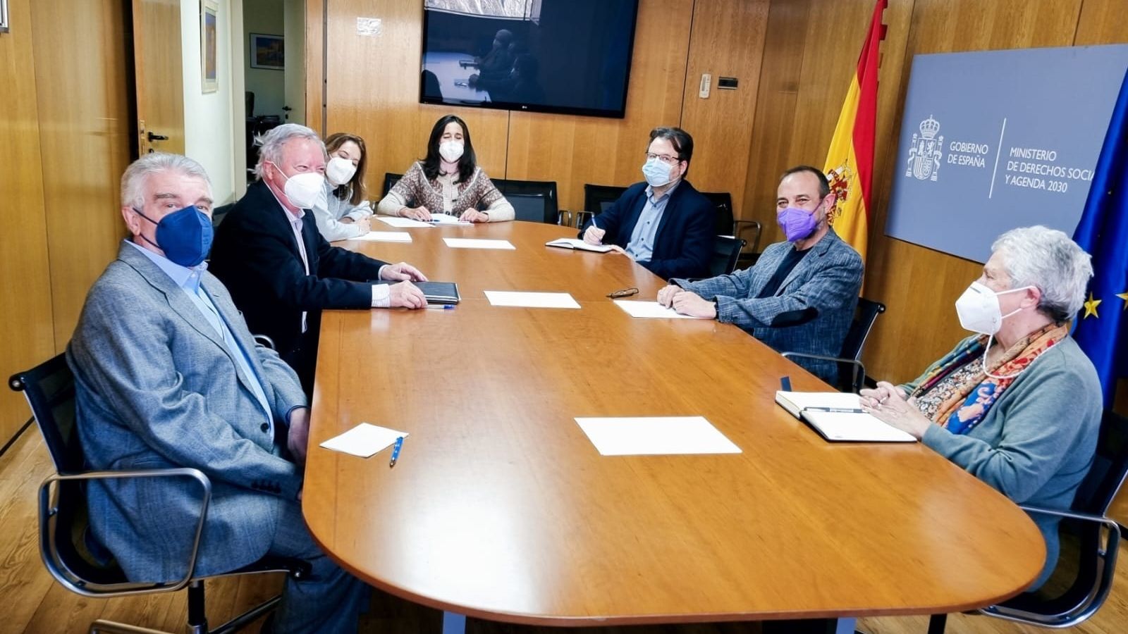 Representants de la Plataforma de Majors i Pensionistes es reuneixen amb el director de l'IMSERSO, Luis Alberto Barriga