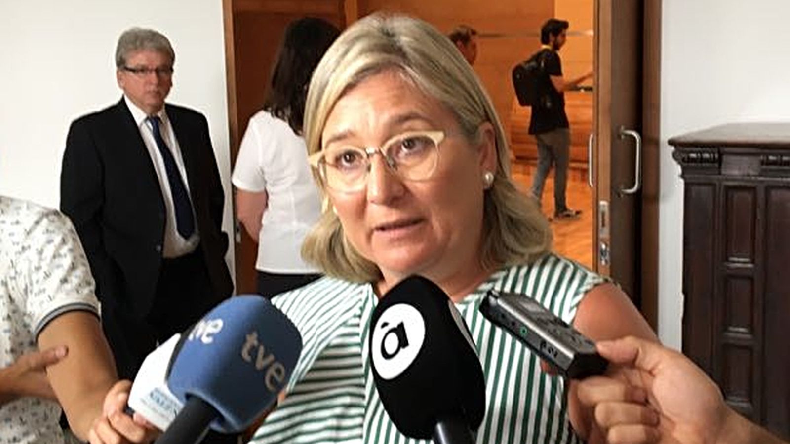 Fes clic per a escoltar l'entrevista a la diputada autonòmica per Ciutadans Mamen Peris