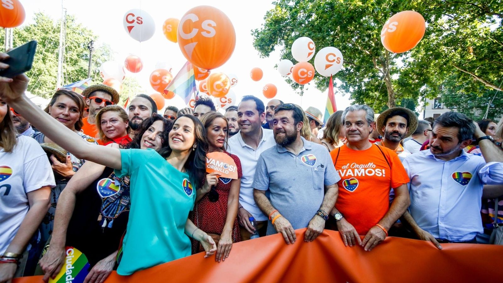 Representants de Ciutadans durant la marxa de l’Orgull a Madrid