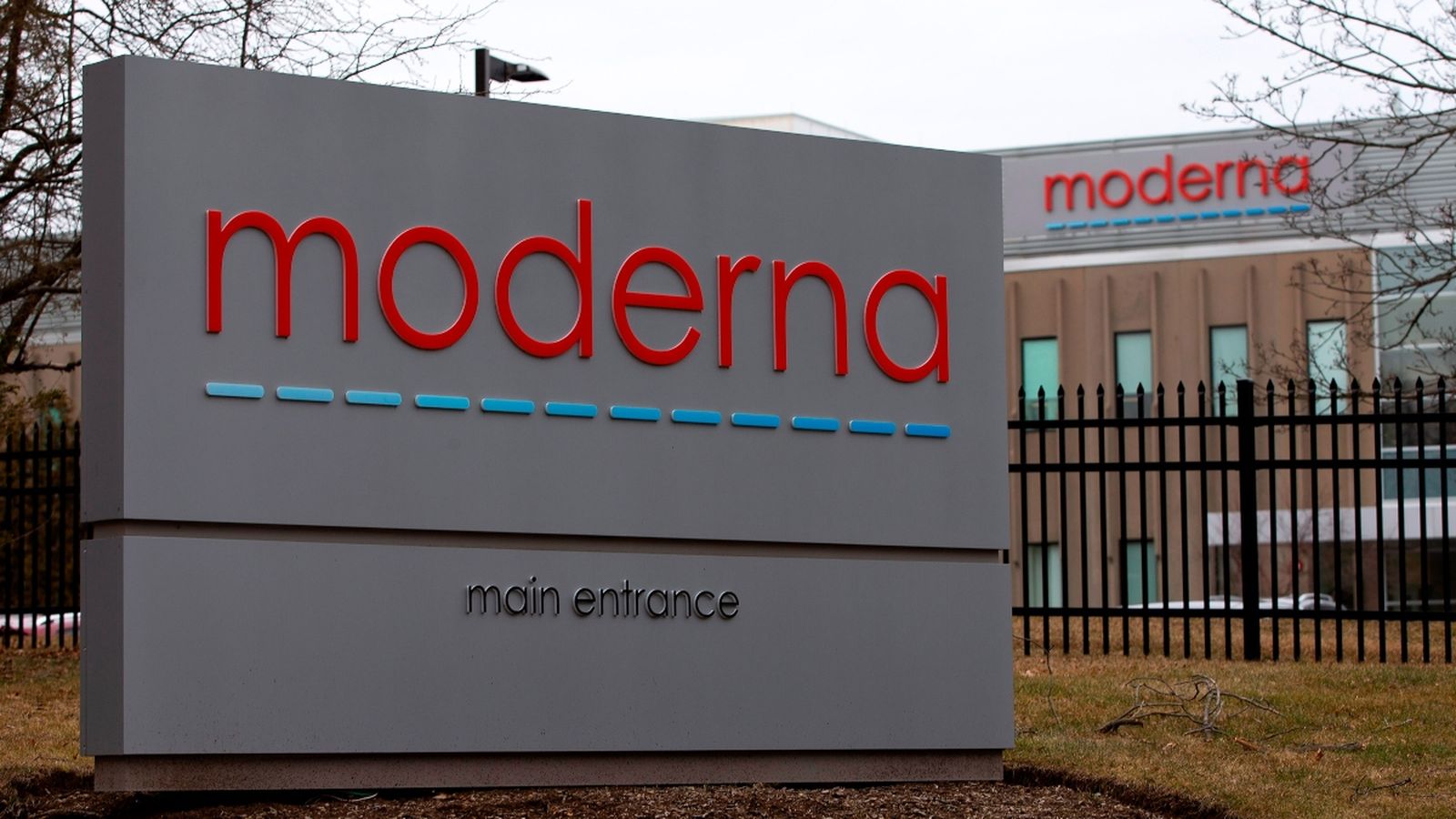 Cartell a la porta de la companyia americana, Moderna