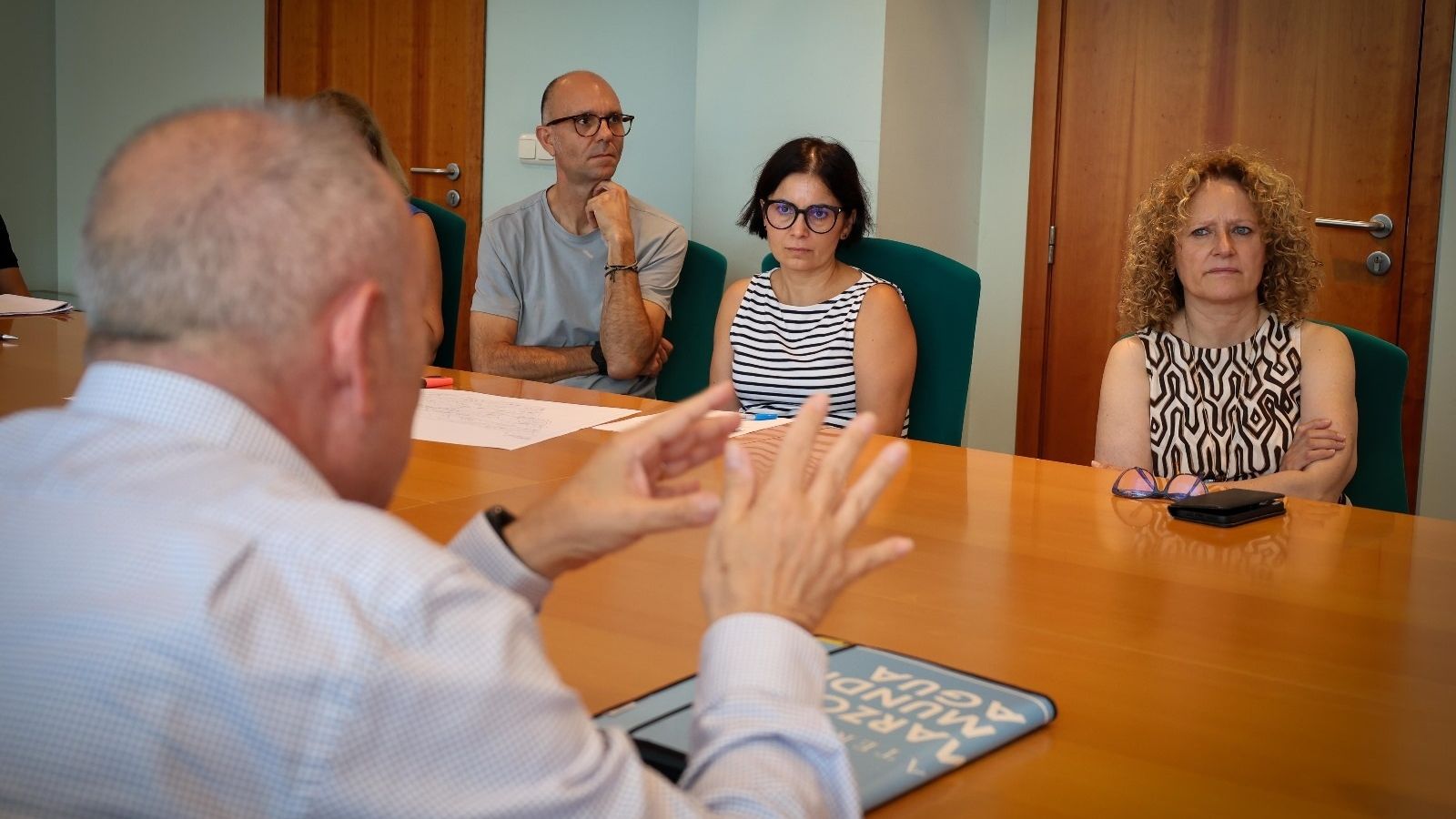 L'alcaldessa de Torrent, Amparo Folgado, reunida amb la Confederació Hidrogràfica del Xúquer