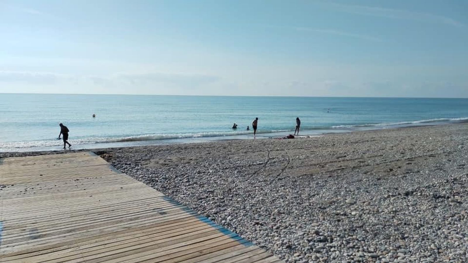 La platja de Moncofa reobri al bany aquest dissabte