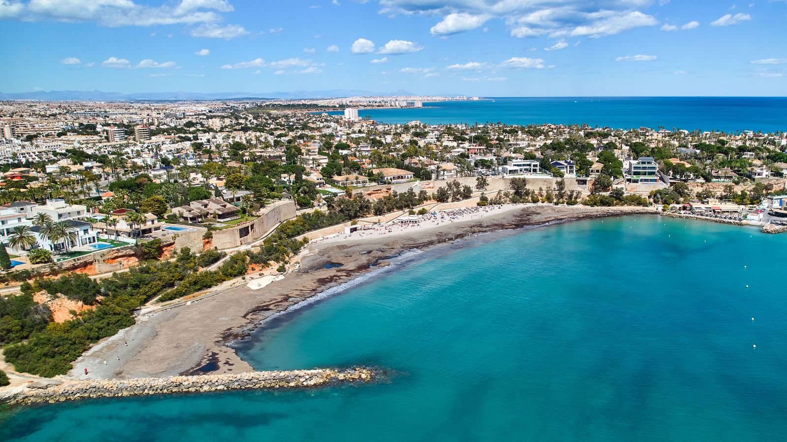 Vista panoràmica de la zona del cap Roig a Oriola costa
