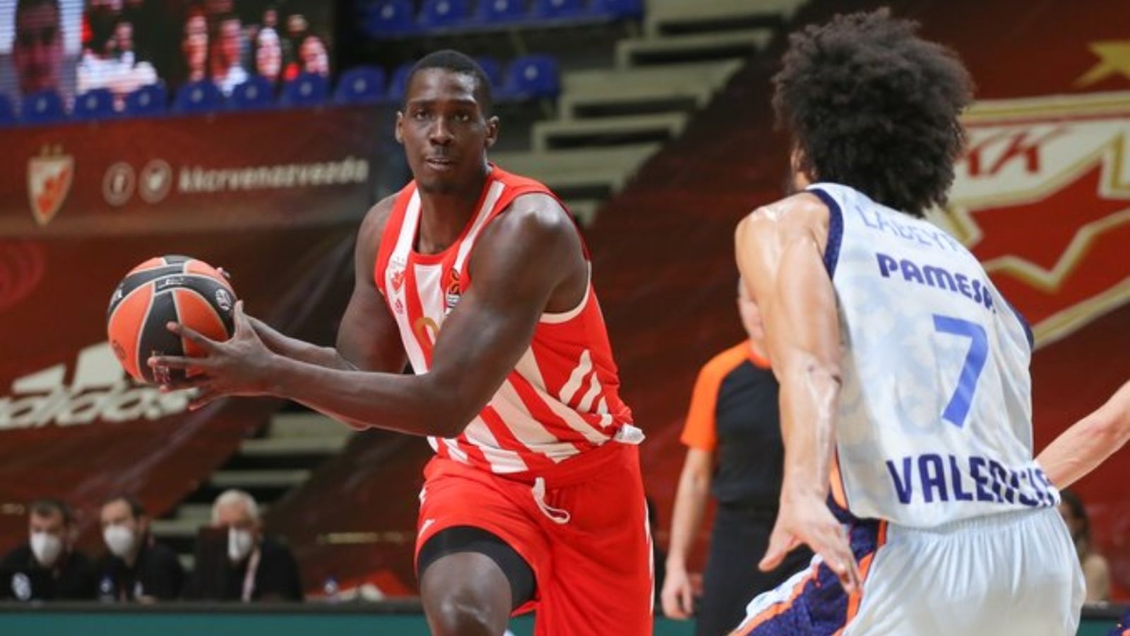 Louis Labeyrie defén una acció d'atac de l'Estrella Roja