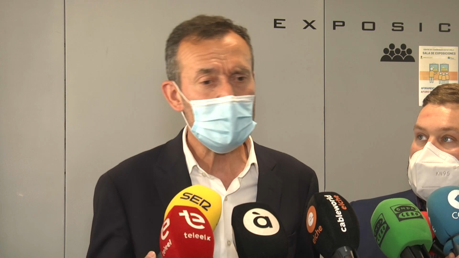 L'alcalde d'Elx, Carlos Gonzàlez, ha contestat que aquesta denúncia forma part de la guerra bruta del PP.
