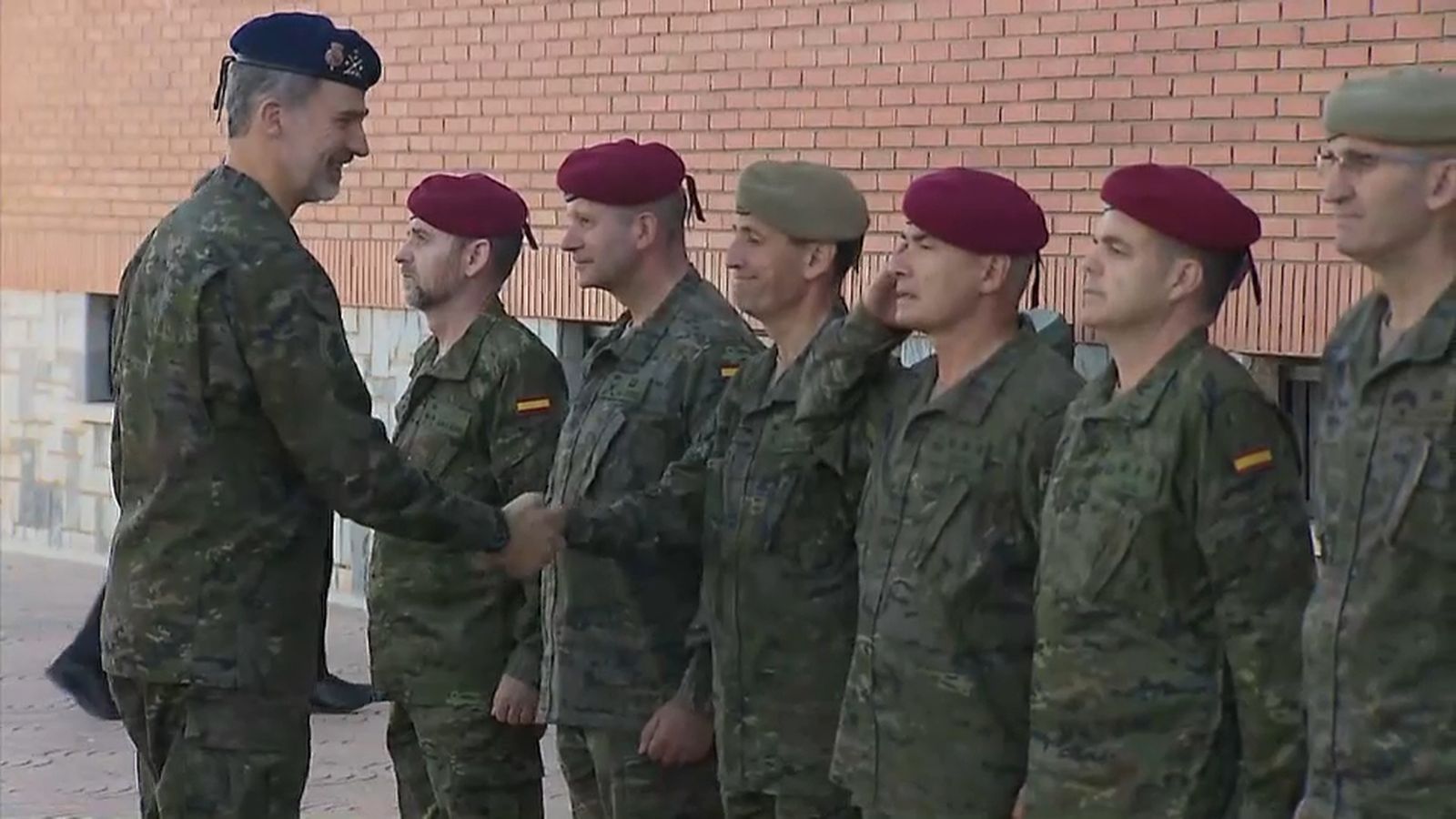 El rei d'Espanya, Felip VI, ha estat aquest matí a Bétera per a presenciar les maniobres Àngel Guardià 19.