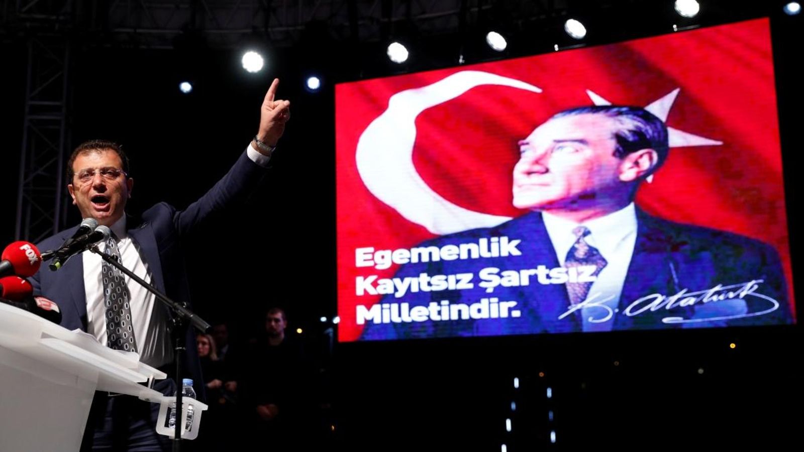El candidat socialdemòcrata i ara exalcalde d'Istanbul Ekrem Imamoglu