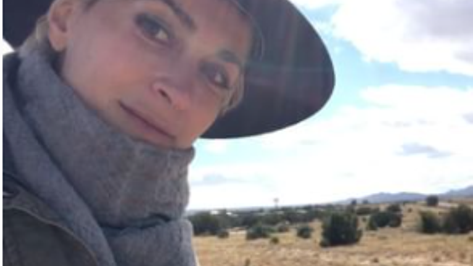 La directora de fotografia morta, Halyna Hutchins, en una imatge en el seu Instagram durant el rodatge