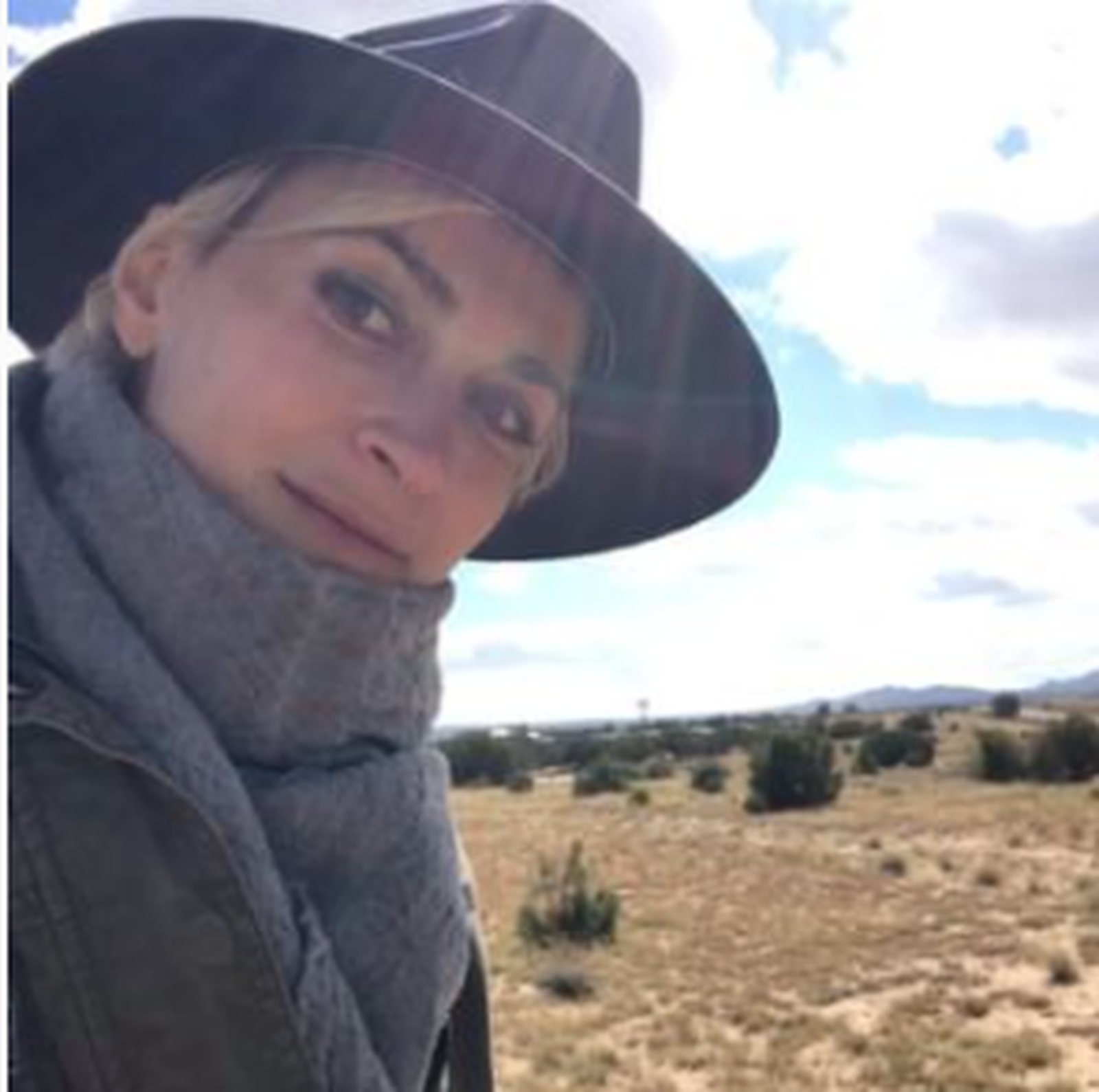 La directora de fotografia morta, Halyna Hutchins, en una imatge en el seu Instagram durant el rodatge