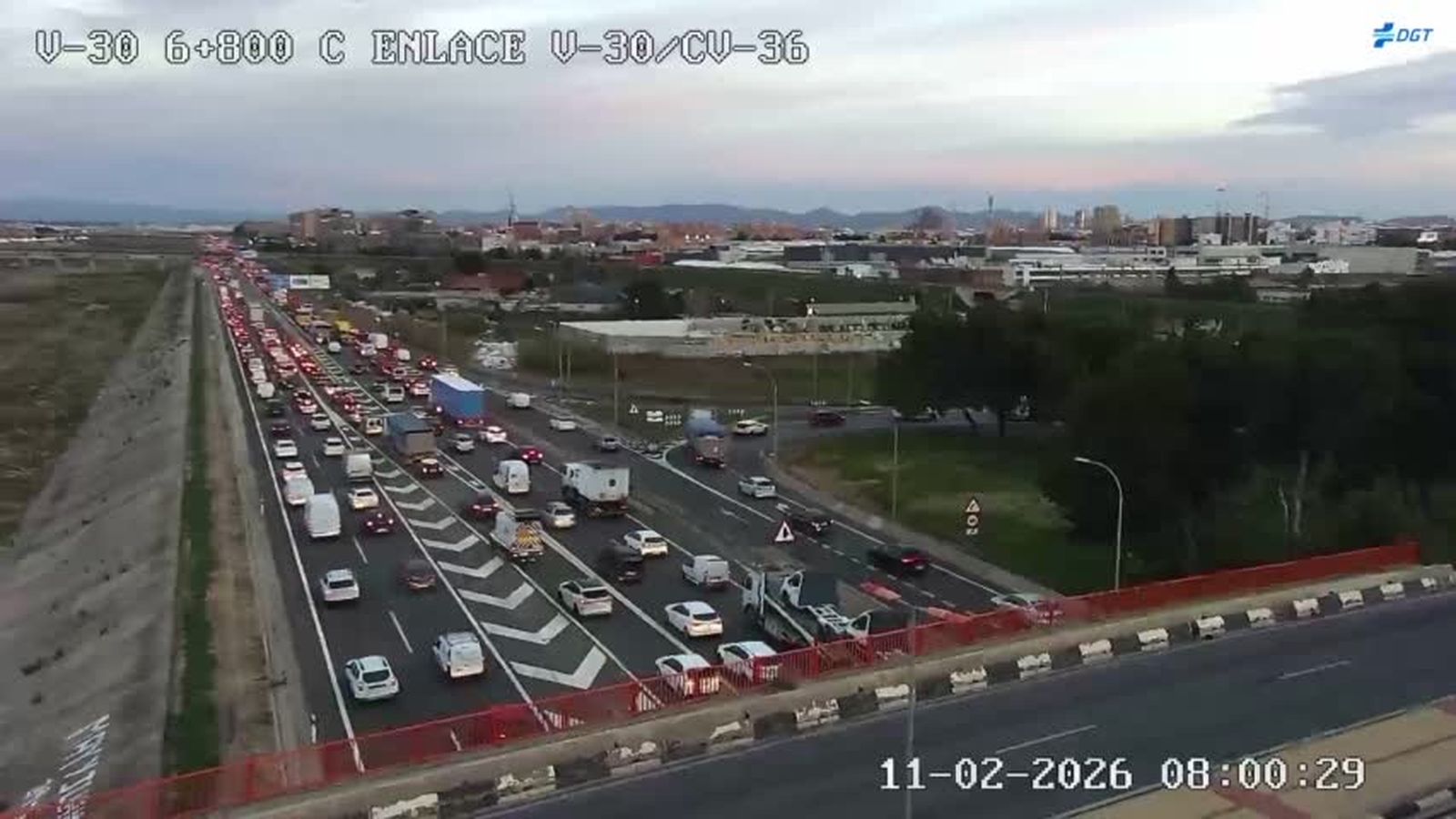 Vista de la V-30 este dimecres, 11 de febrer