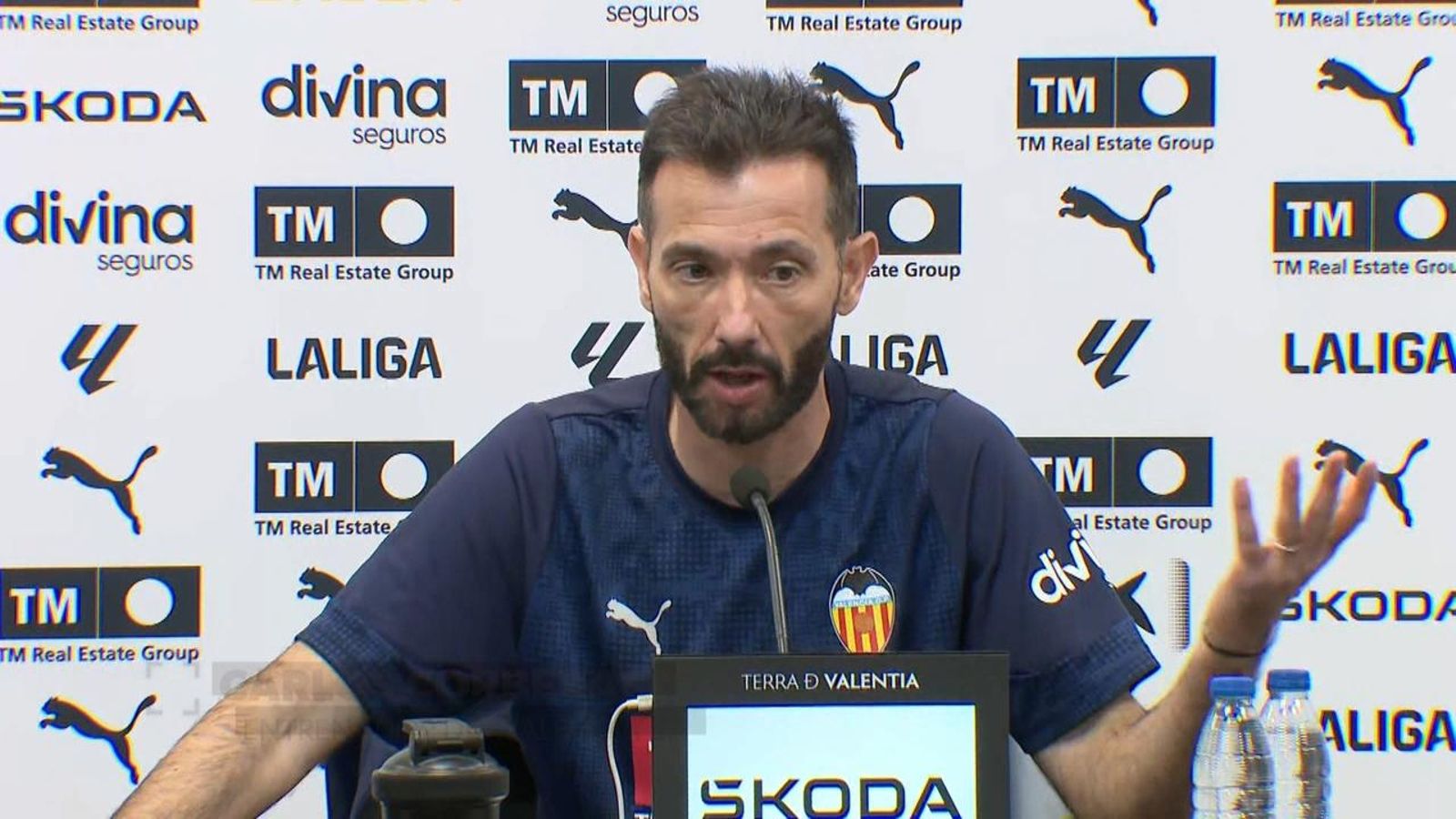 Corberán: "Volem aconseguir una victòria a Vallecas que canvie la dinàmica fora"