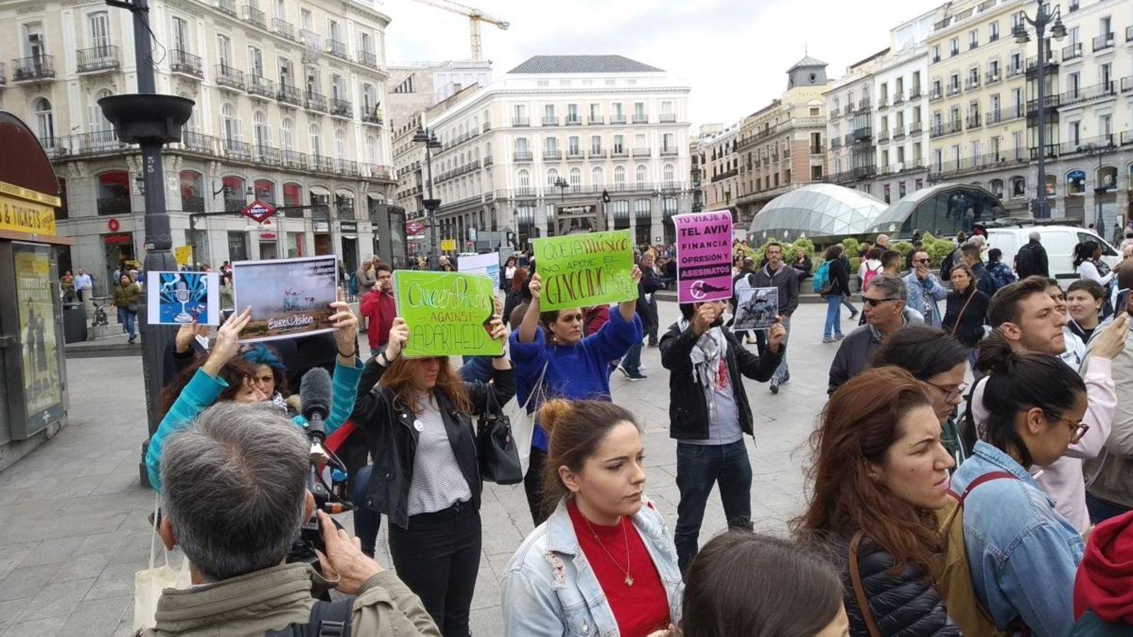 Manifestació contra la participació d'Espanya en la gala d'Eurovisió, el passat 8 de maig a Madrid