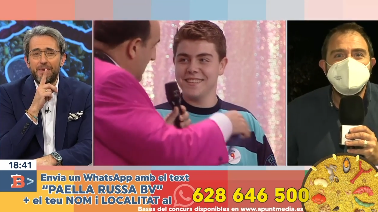 El moment de la entrevista del Bona Vesprada al reporter Alfons