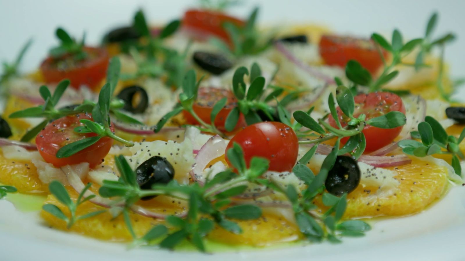 Ensalada de Taronja, ceba, abadejo i verdolaga