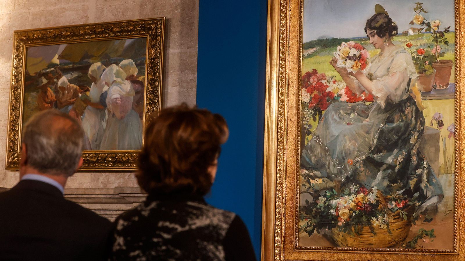 L'obra 'Labradora valenciana', a la dreta, és el cartell de l'exposició que s'inaugura aquest divendres al Palau de les Comunicacions