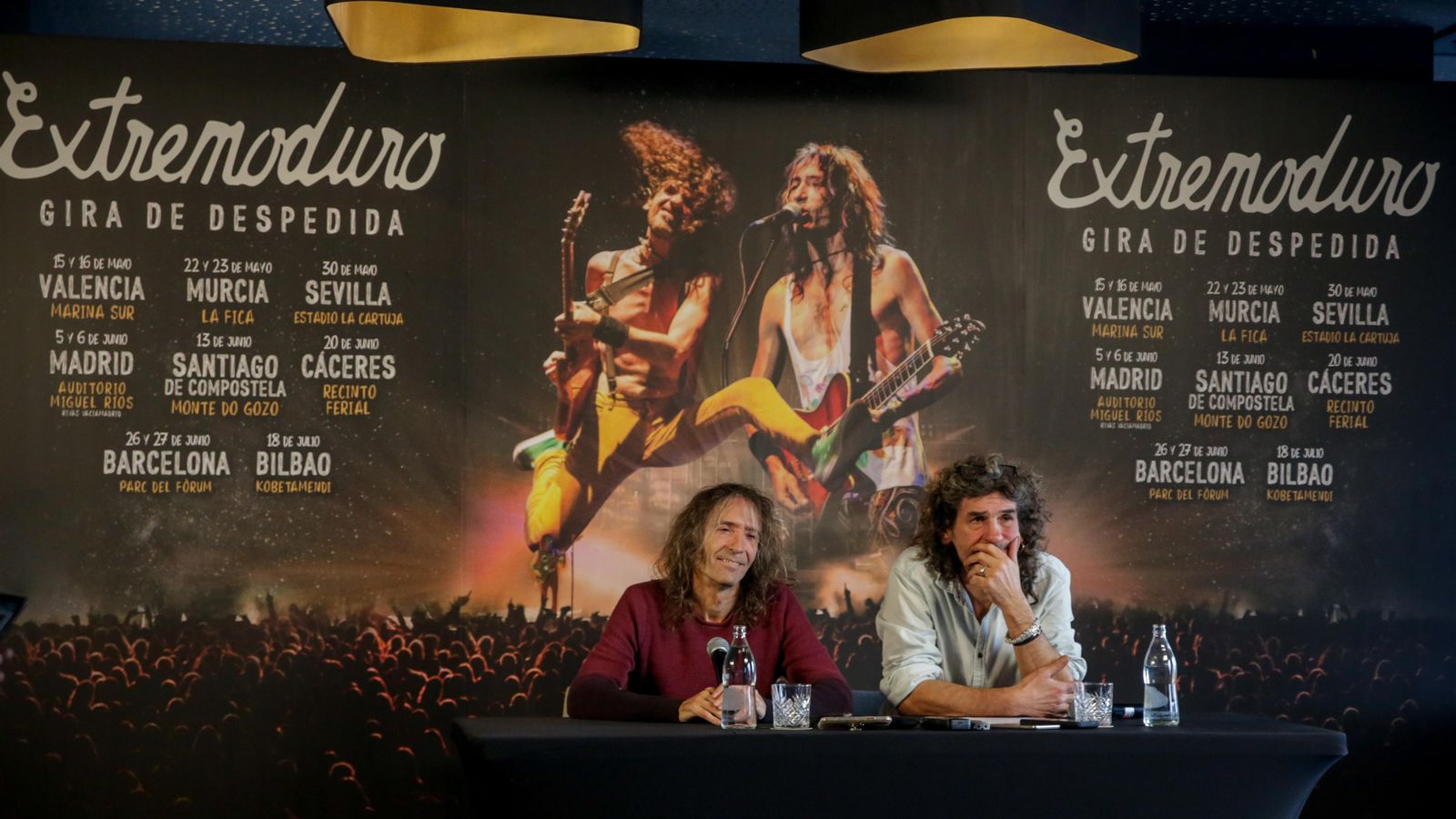 Robe Iniesta i Iñaki ‘Uoho’ Antón, d'Extremoduro, durant la roda de premsa en 2019 en què confirmaren la separació de la banda