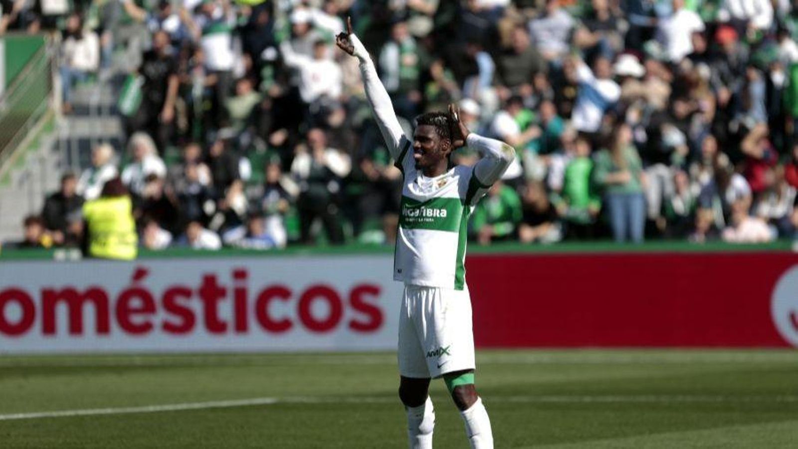 Sory Kaba celebra el gol