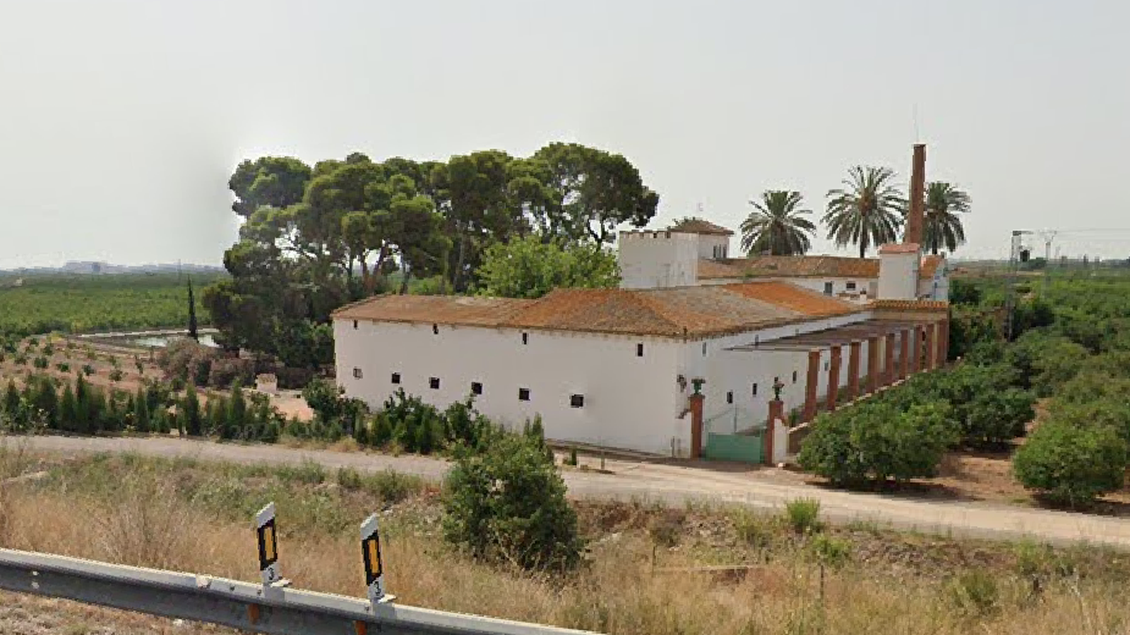 Vila Maria, a la vora de la N-340, al nord de Sagunt, era l’heredat on residia el general Rojo durant la Guerra Civil. Localitzada per l'Arxiu-Camp de Morvedre. Coordenades 39.70174996323264, -0.25753130319331957