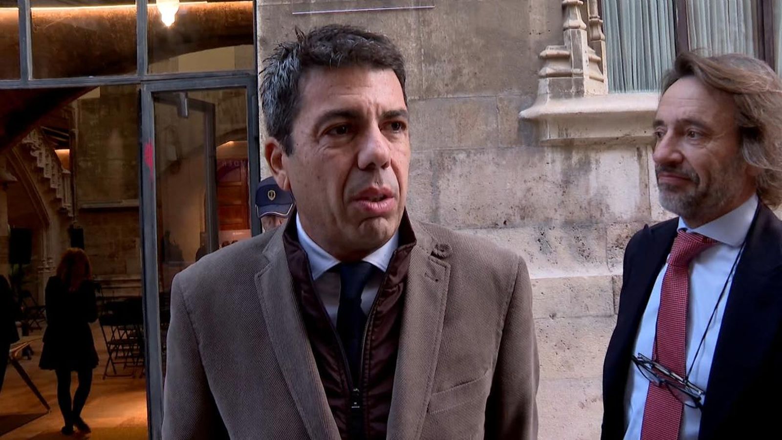 Declaracions del cap del Consell, Carlos Mazón, a les portes del Palau de la Generalitat
