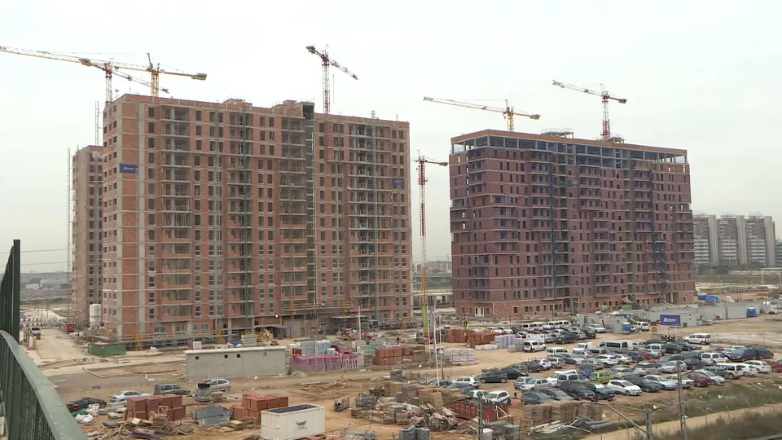 Habitatges en construcció, en una imatge d'arxiu