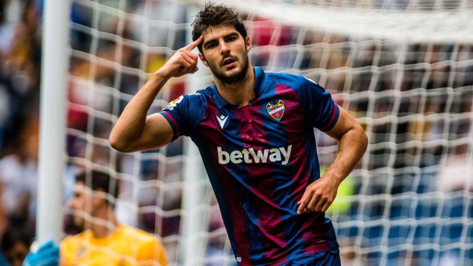Gonzalo Melero celebra un gol amb l'equip granota