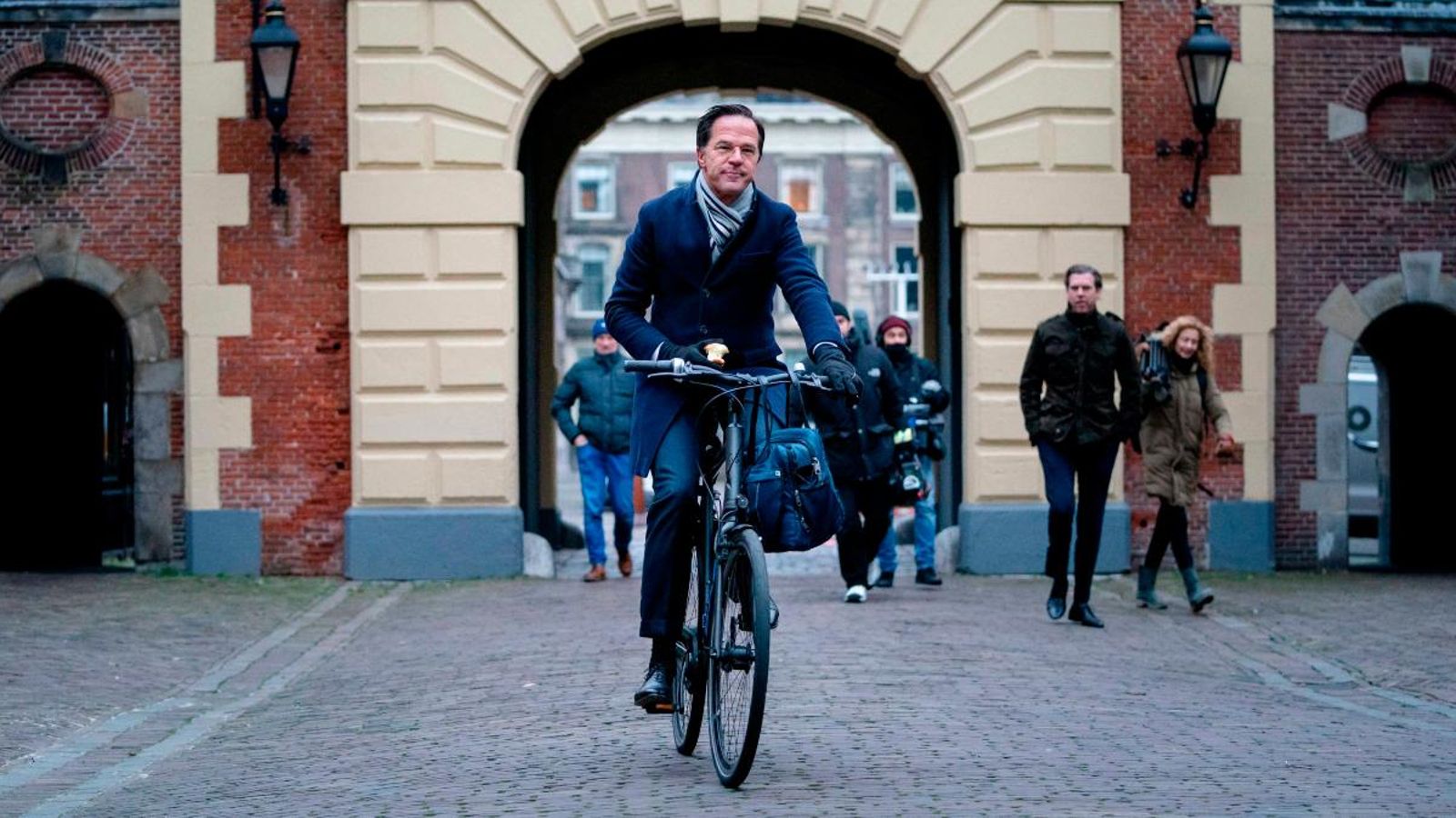 Mark Rutte arribant aquest divendres al consell de ministres