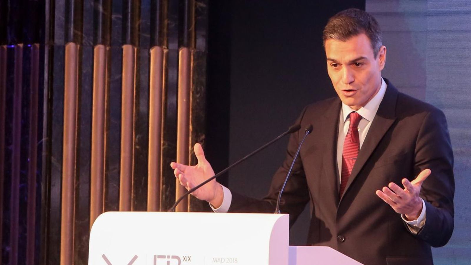 Sánchez justifica el decret d'hipoteques per la redistribució de la riquesa perquè no cresca el populisme Sánchez justifica el decret d\'hipoteques per la redistribució de la riquesa perquè no cresca el populisme