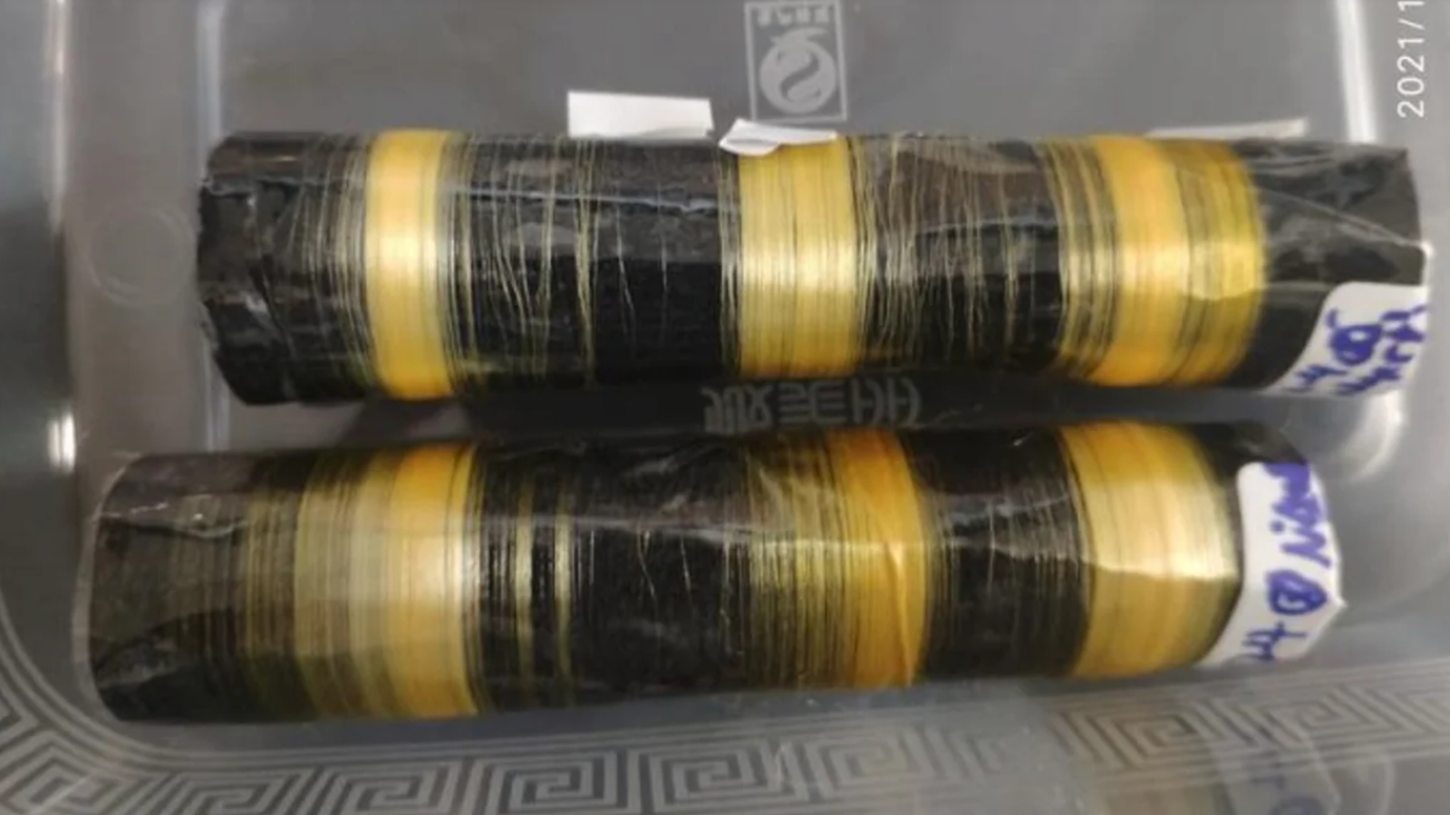 Fibres de seda produïdes per cucs de seda transgènics