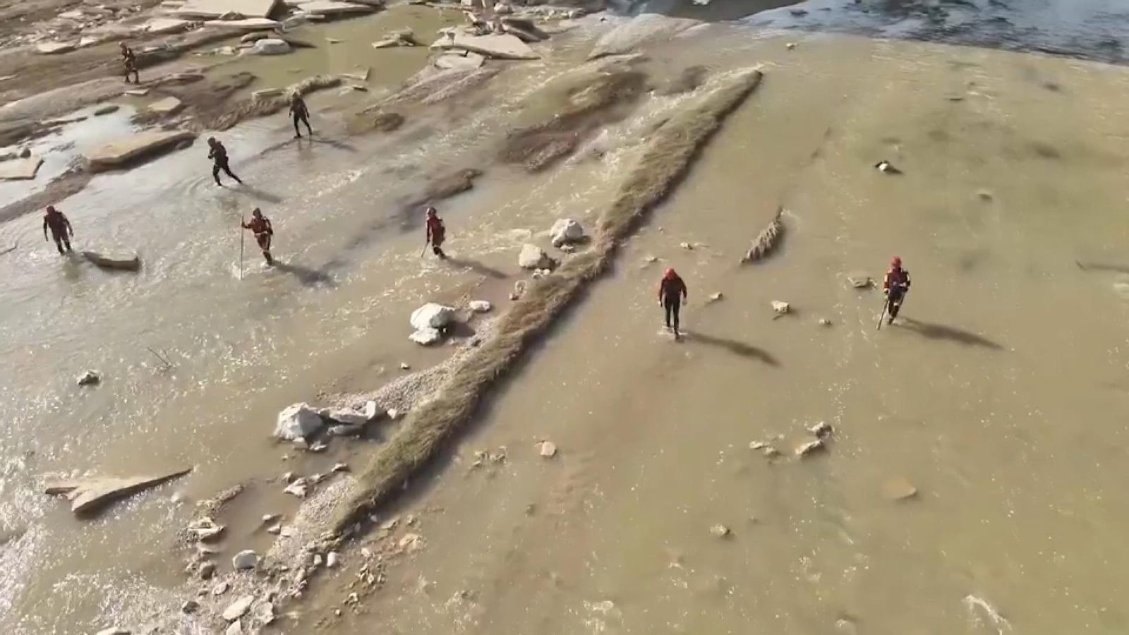 Continuen els treballs de recerca de desapareguts