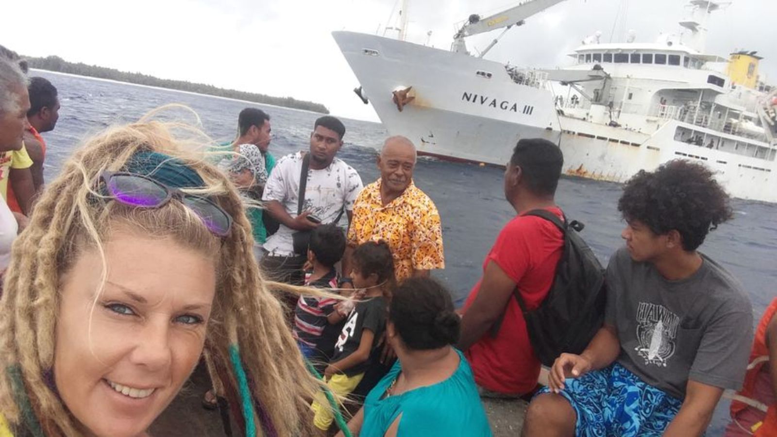 Imatge de la conductora d'autobús d'EMT València atrapada en la Polinèsia