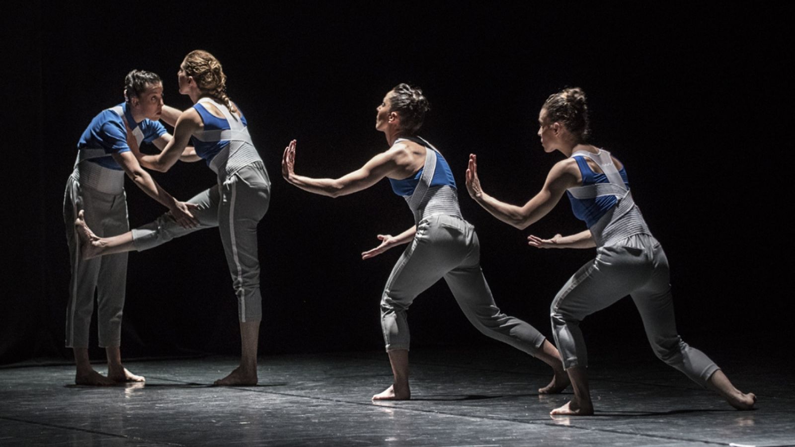 Una de les escenes de 'Pélvico', un dels espectacles de dansa de la companyia OtraDanza que es pot votar