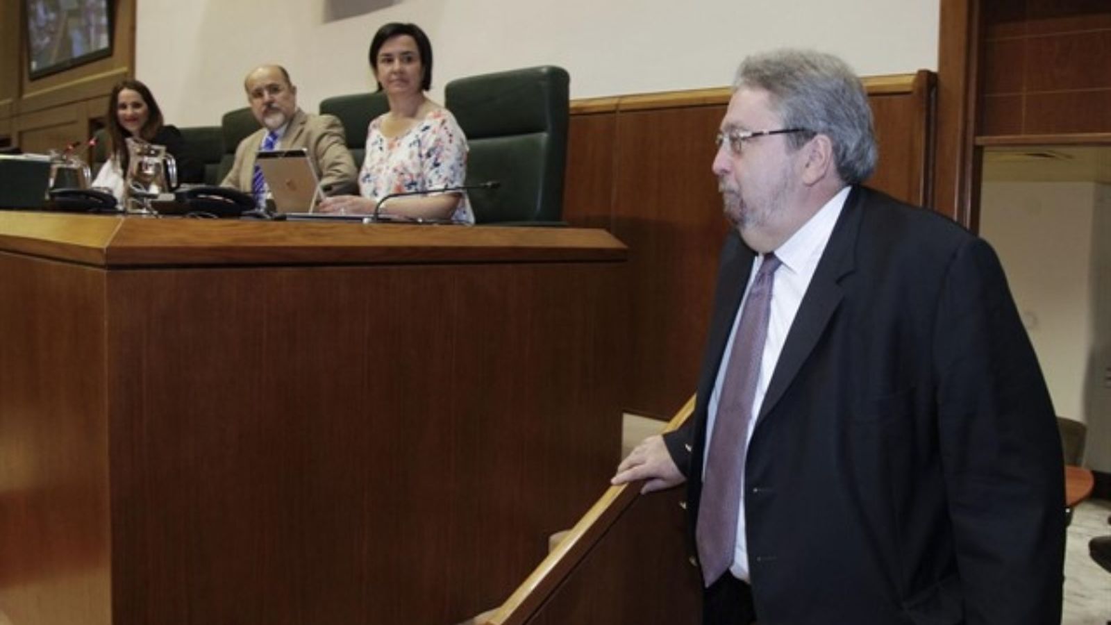 El defensor del poble basc, Manuel Lezertua