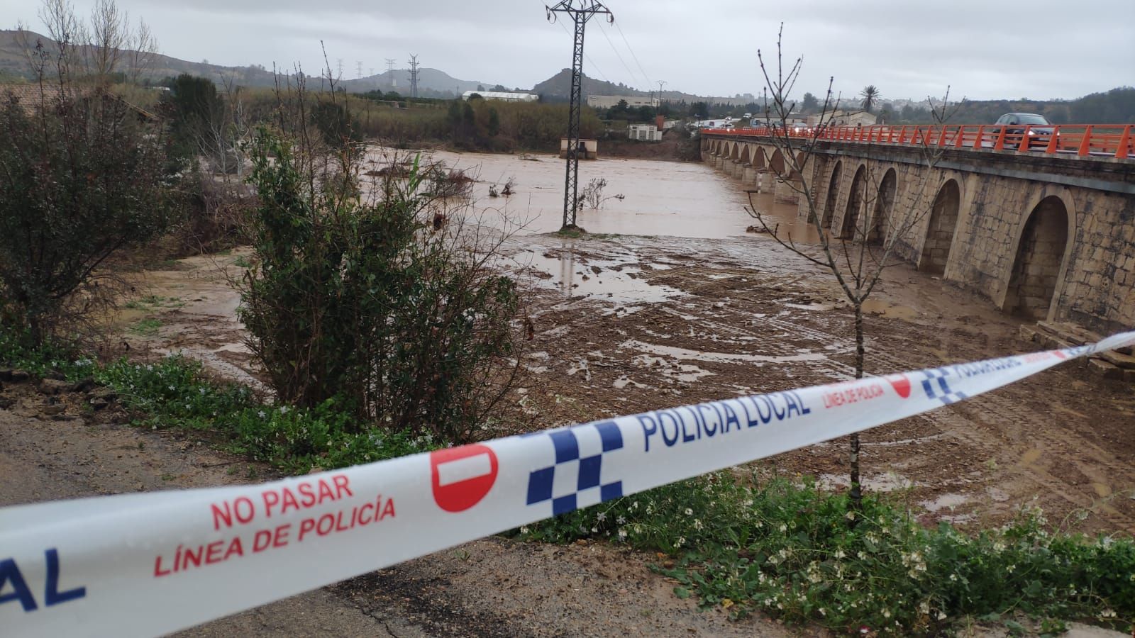 El riu Túria, al seu pas per Vilamarxant