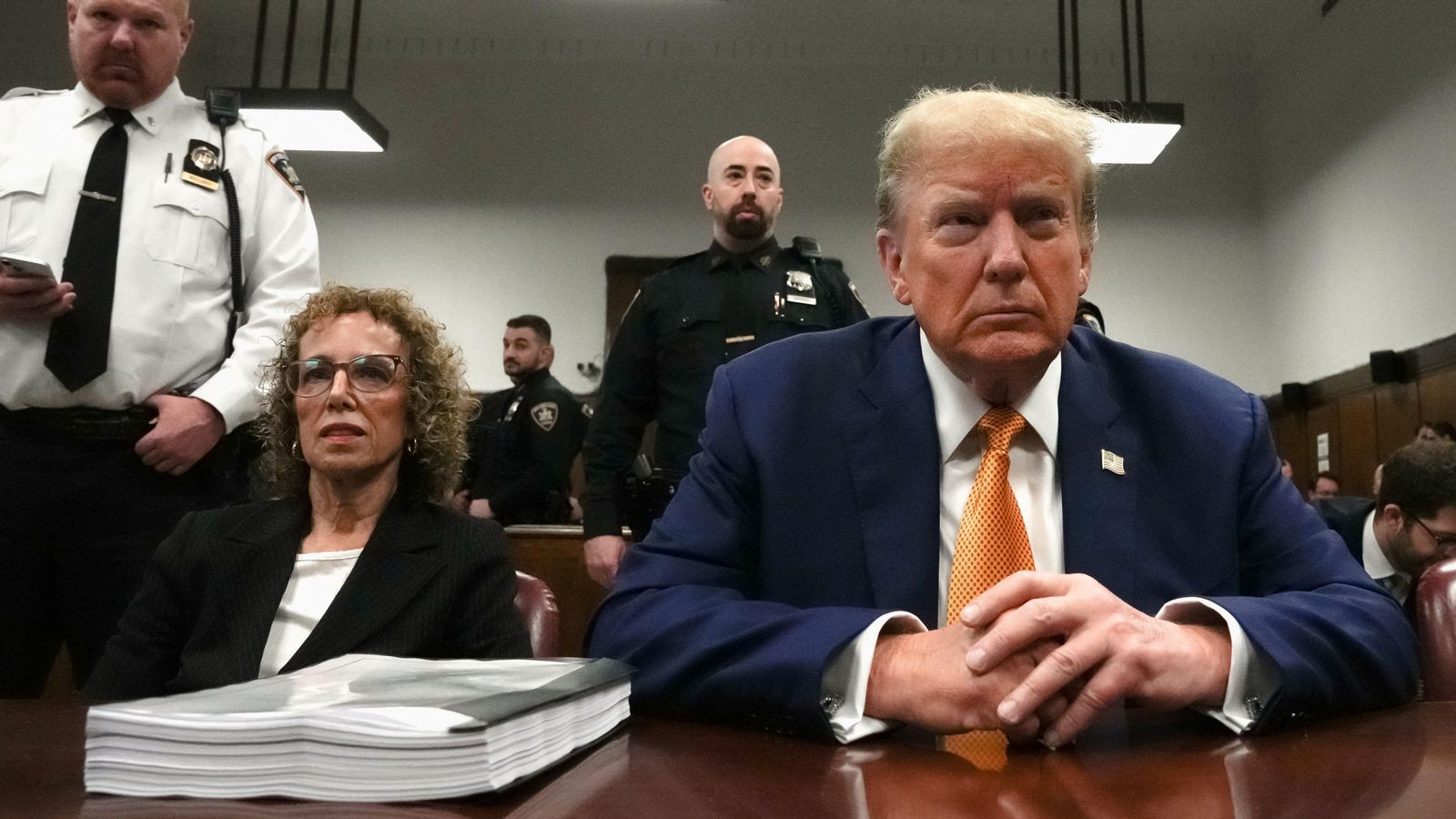 L'expresident dels EUA, Donald Trump, durant un juí L'expresident dels EUA, Donald Trump, durant el juí
