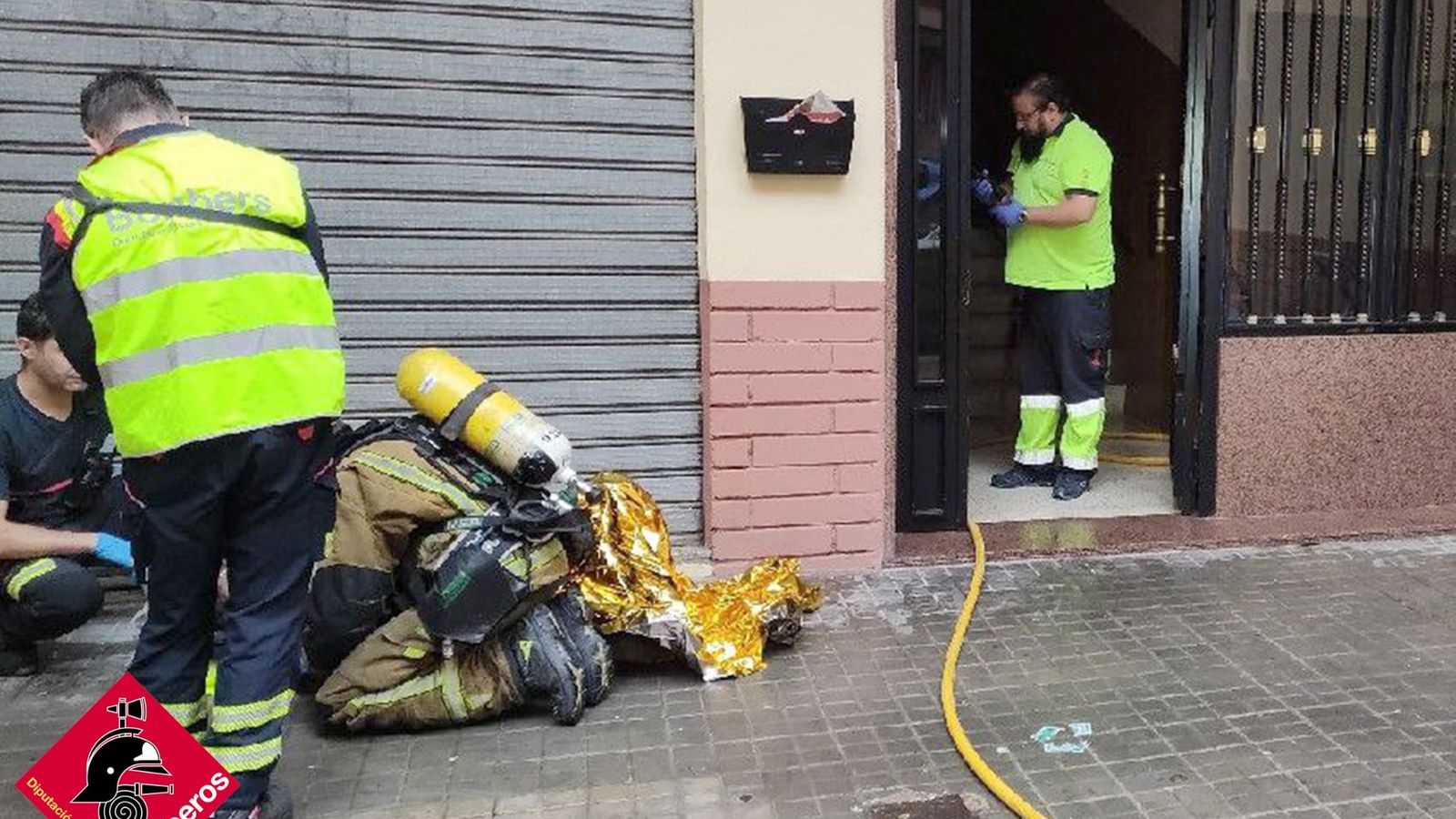 Imatge del rescat de la víctima aquest diumenge a Alcoi