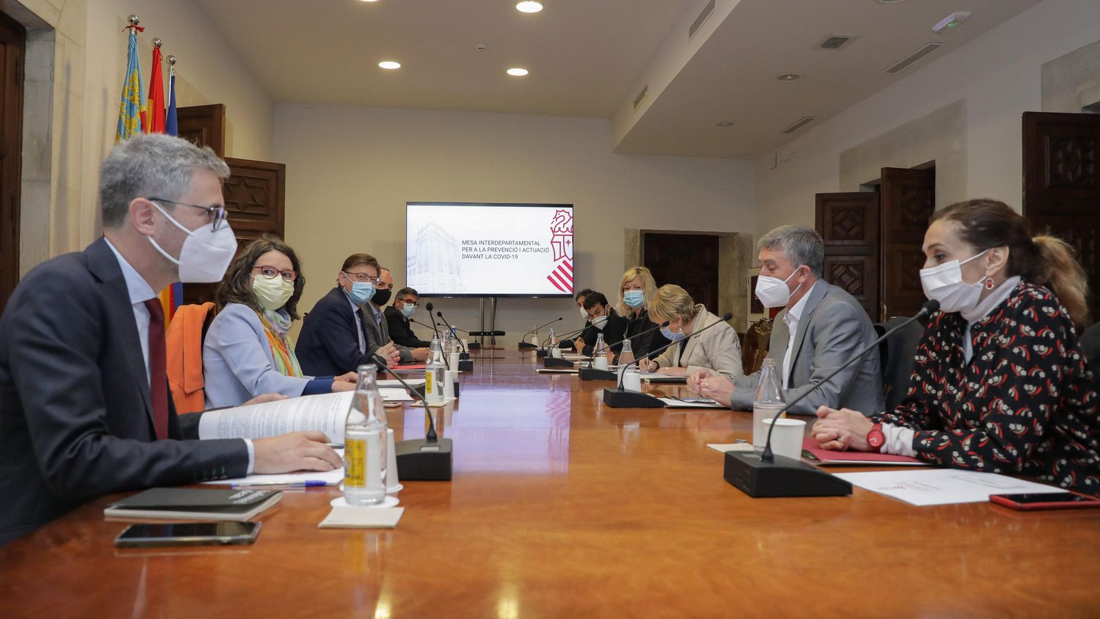Reunió de la Mesa interdepartamental