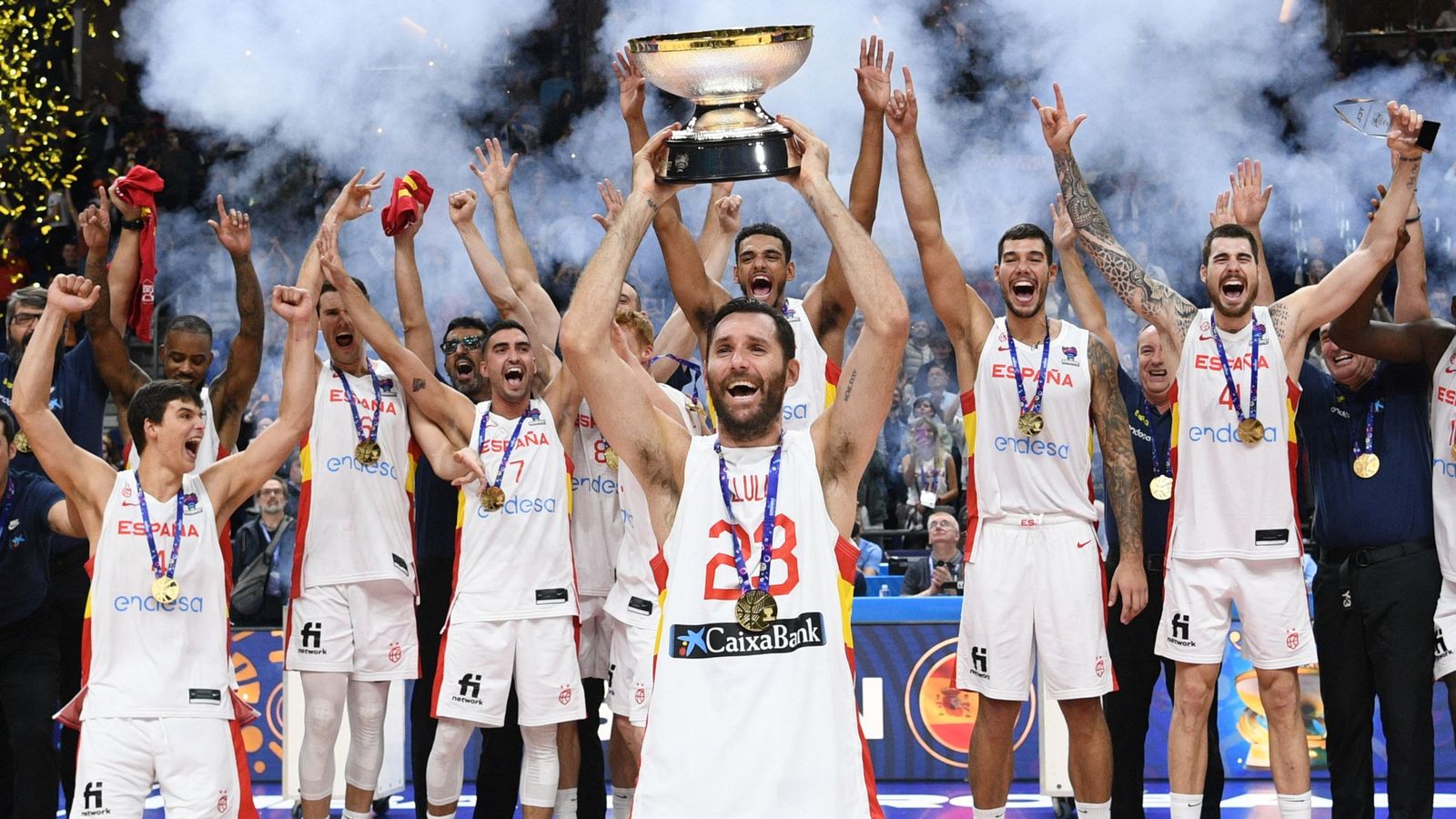 Rudy alça el trofeu de campions