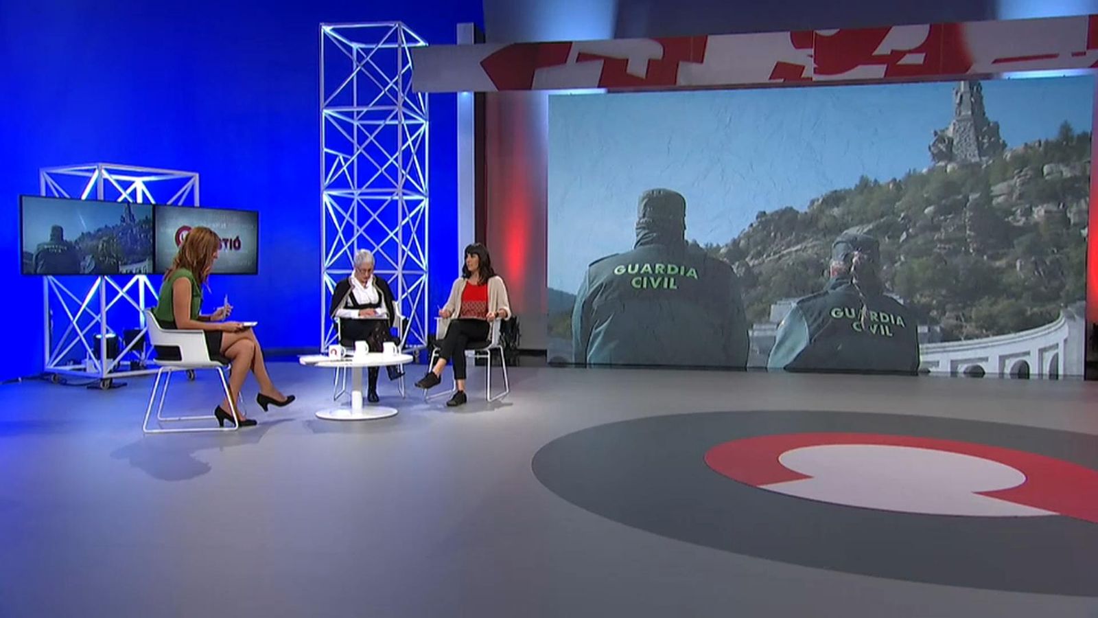 À Punt analitza l’exhumació de Franco amb les víctimes del franquisme