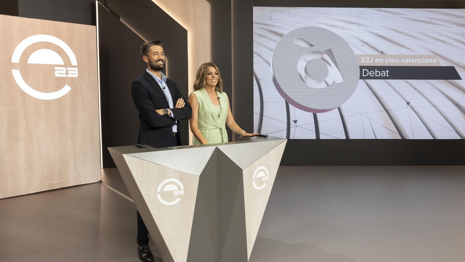 Mathies Muñoz i Marta Ventura presentaran el programa electoral especial pel 23J