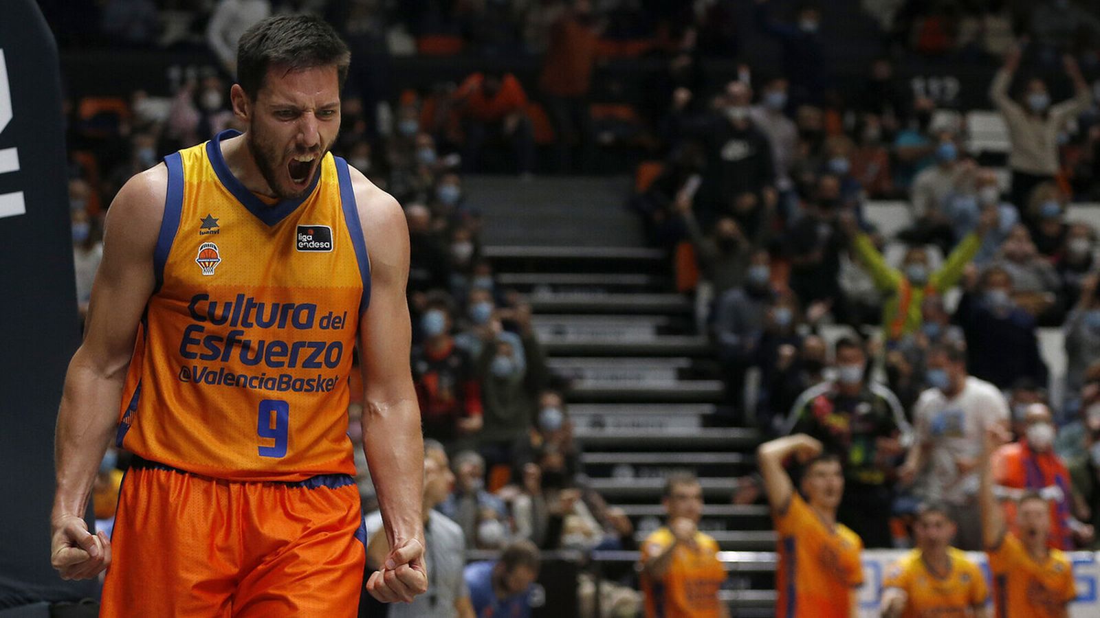 El base belga del València Basket Sam van Rossom